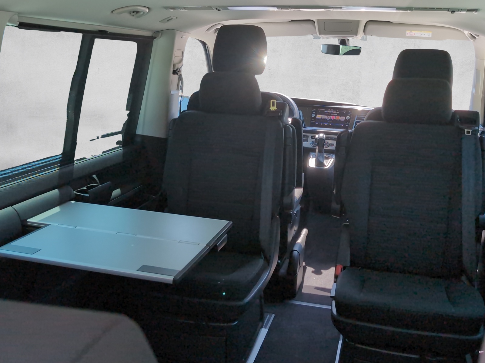 VW Multivan 6.1 Family 4x4-image-14