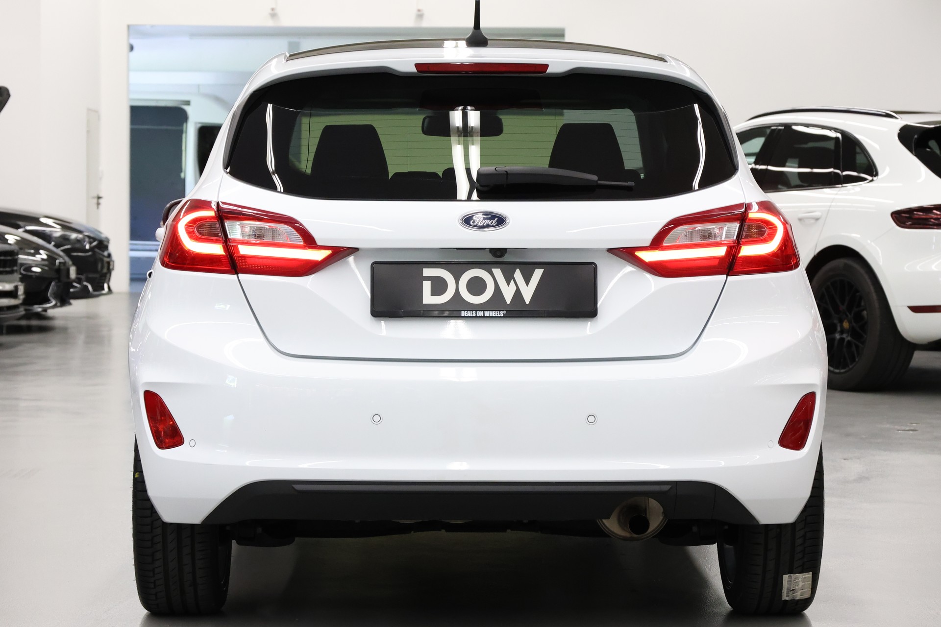 FORD Fiesta 1.0 EcoB Vignale-image-6