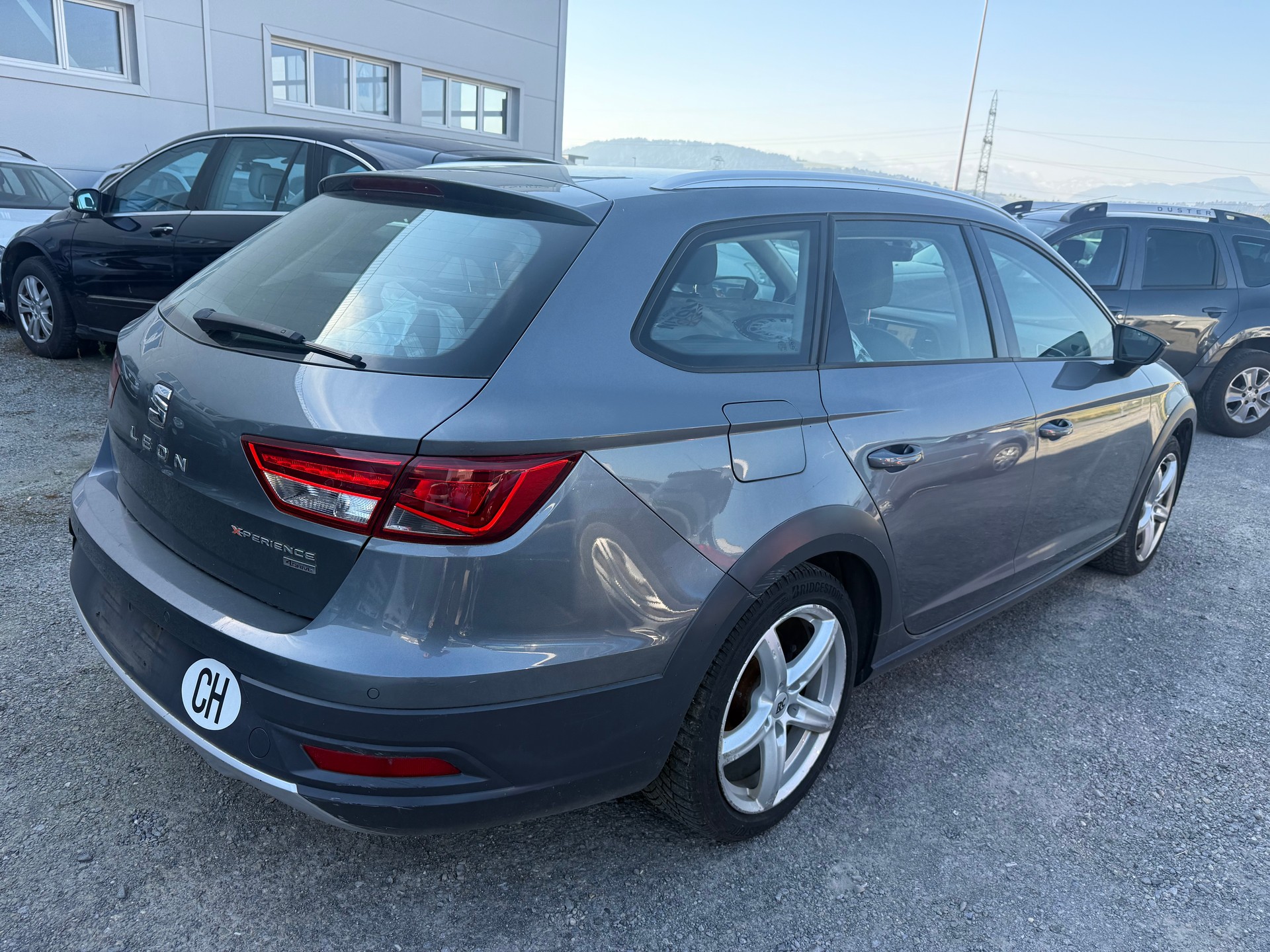 SEAT Leon ST 2.0 TDI X-Perience 4Drive DSG-image-2
