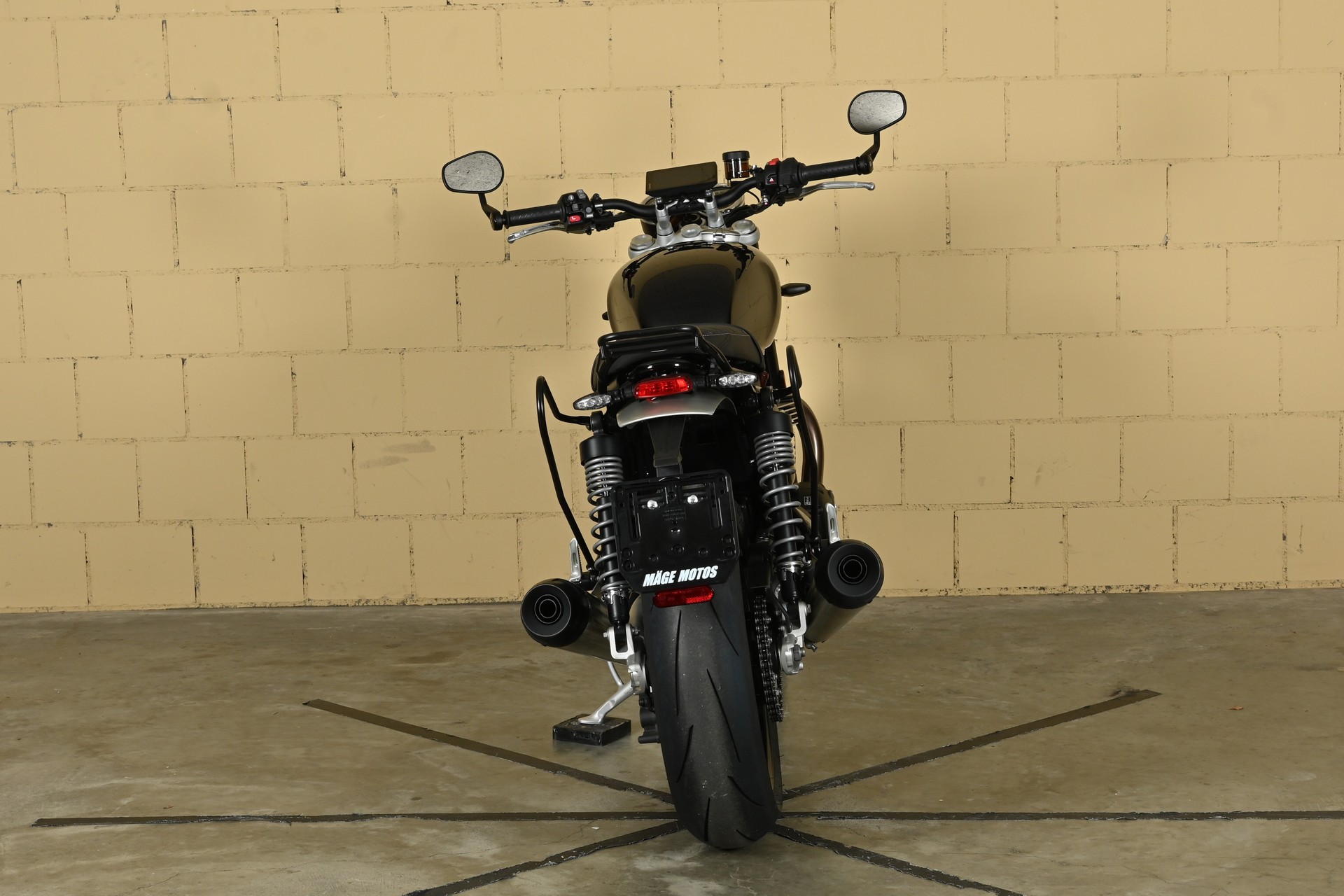 TRIUMPH Speed Twin 1200-image-5