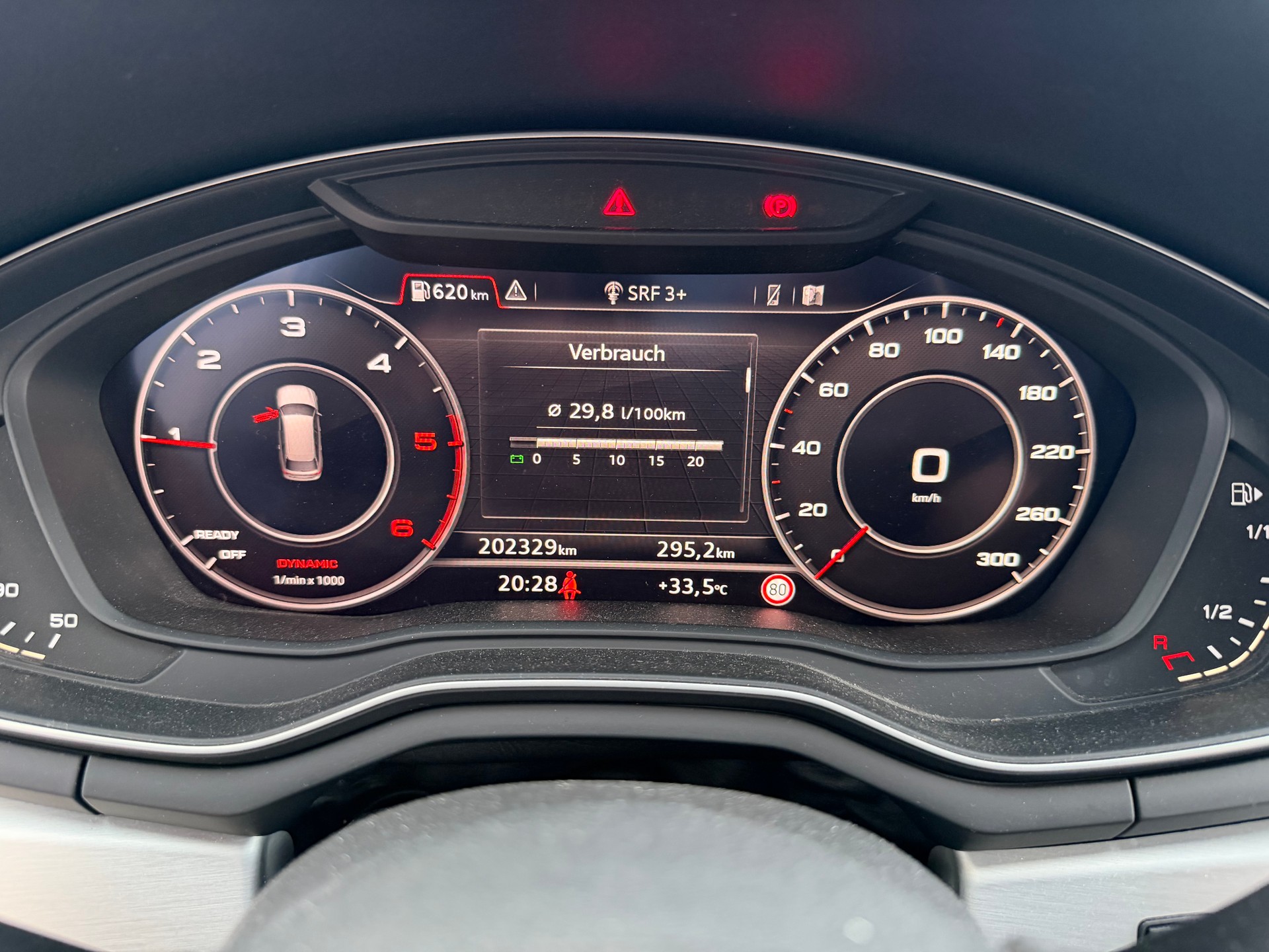 AUDI A4 Avant 2.0 TDI-image-7