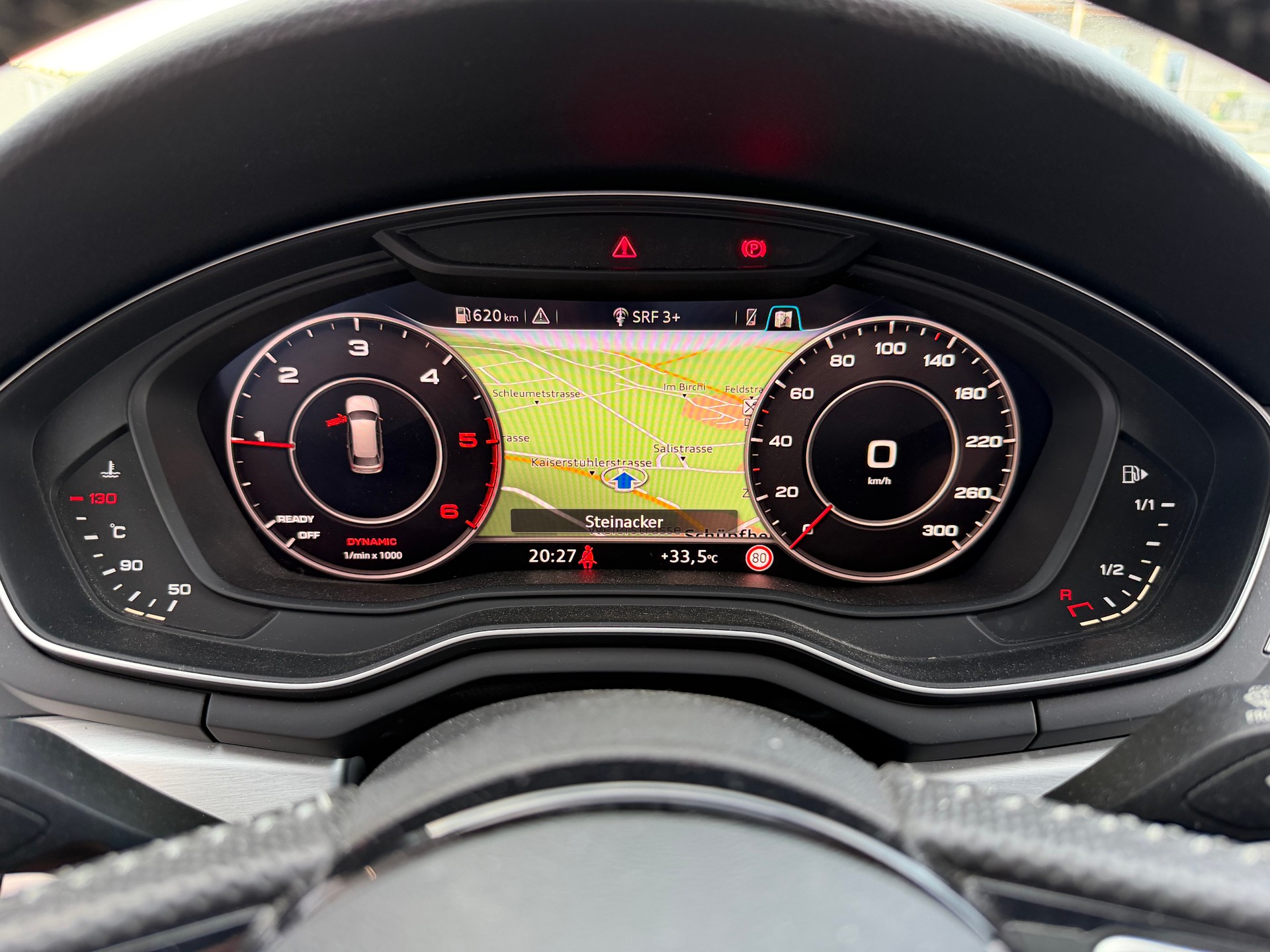 AUDI A4 Avant 2.0 TDI-image-8