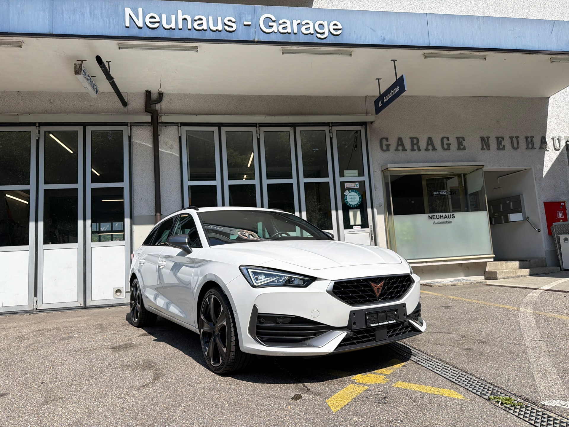 CUPRA LEON ST 1.4 e-HYBRID pHEV DSG-image-0
