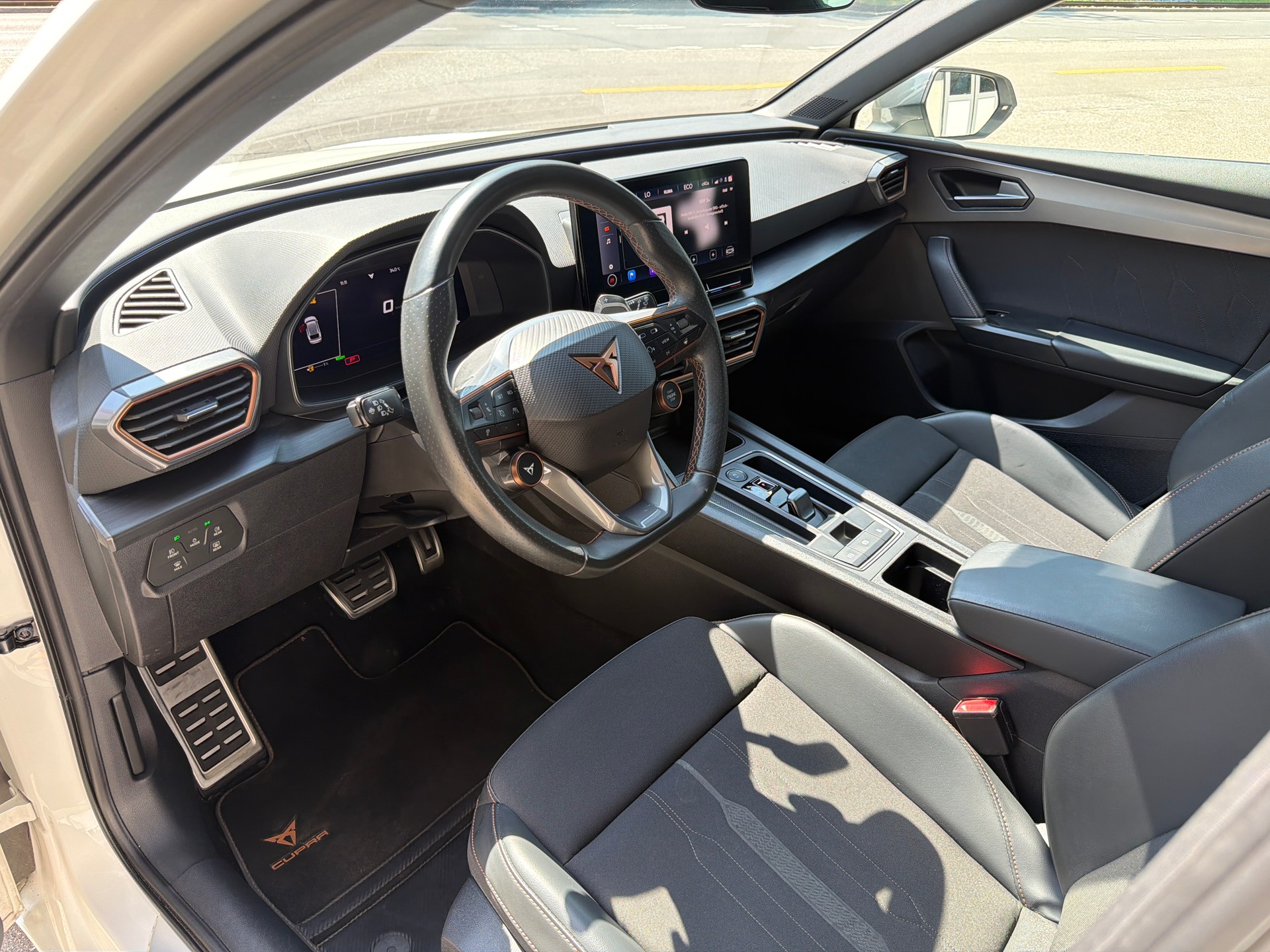 CUPRA LEON ST 1.4 e-HYBRID pHEV DSG-image-7