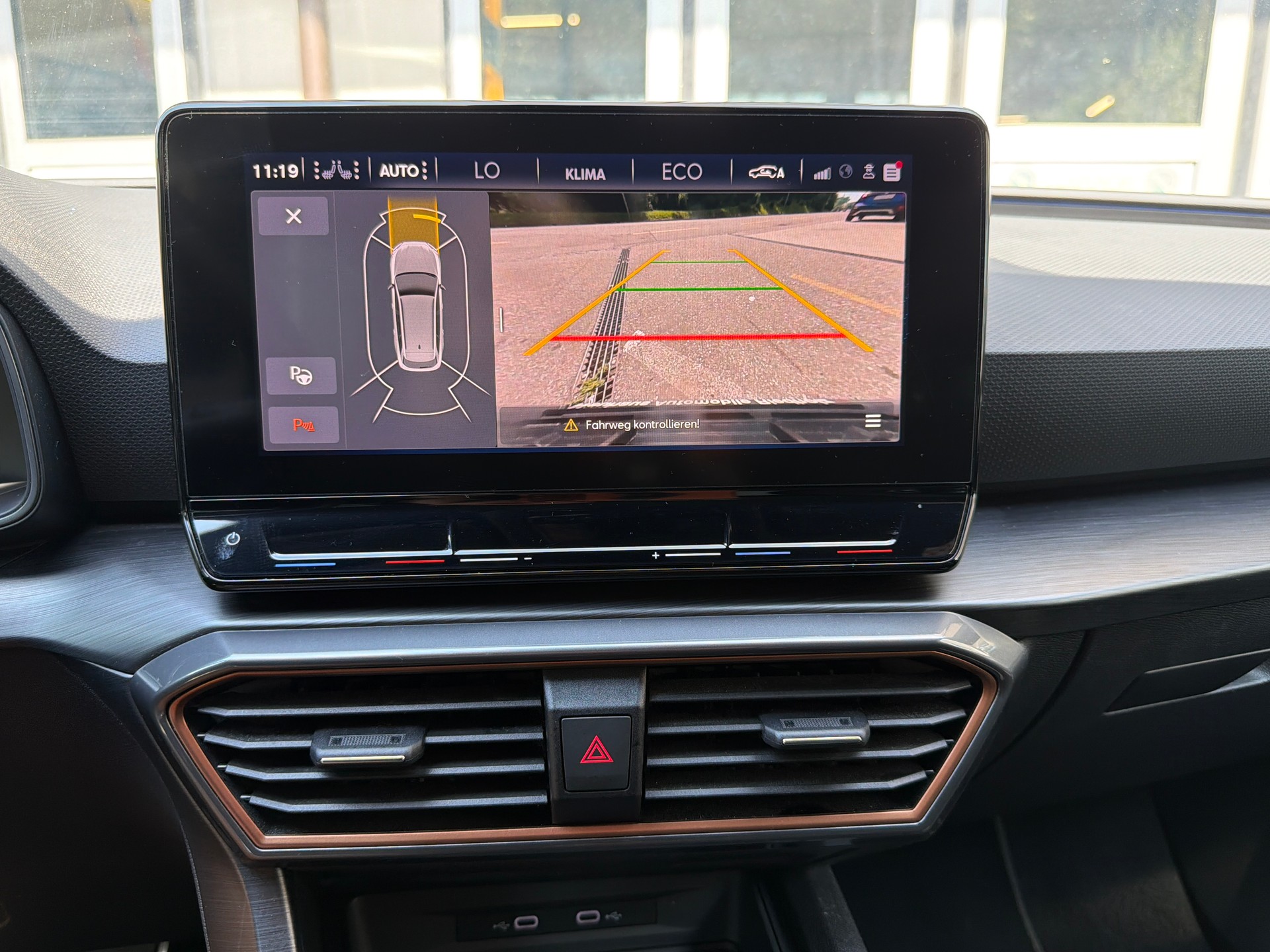 CUPRA LEON ST 1.4 e-HYBRID pHEV DSG-image-23