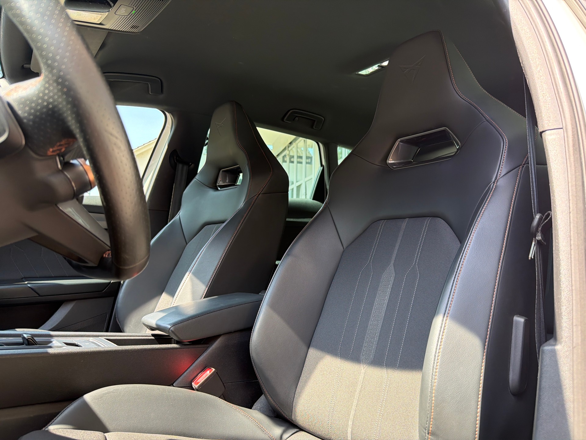 CUPRA LEON ST 1.4 e-HYBRID pHEV DSG-image-8