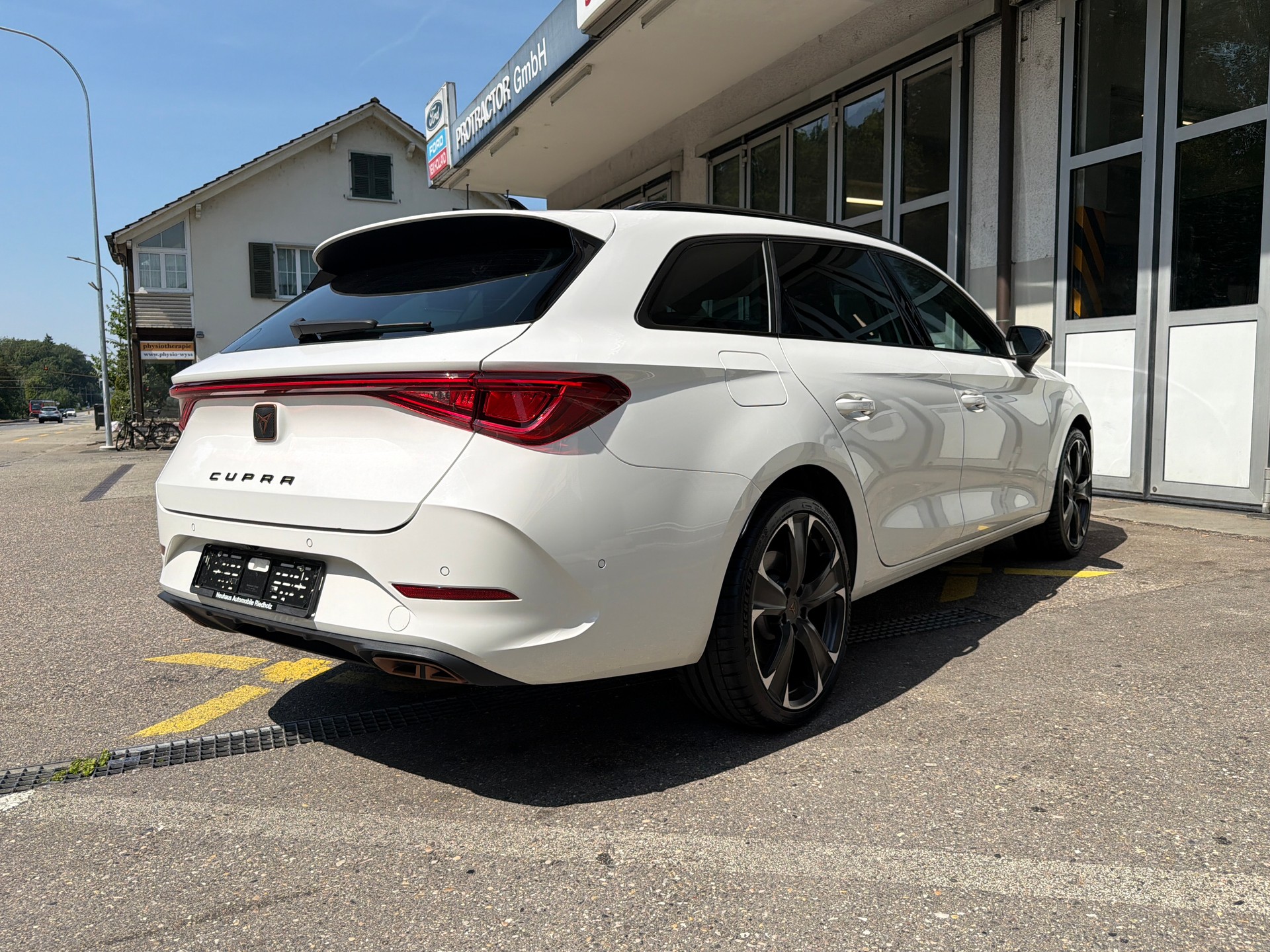 CUPRA LEON ST 1.4 e-HYBRID pHEV DSG-image-5