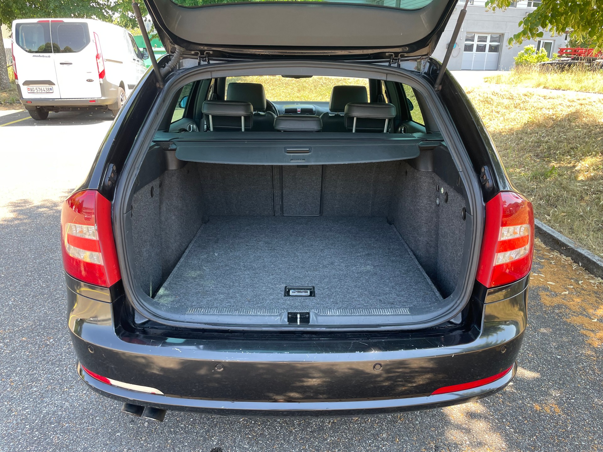 SKODA Octavia 2.0 TFSI RS-image-13