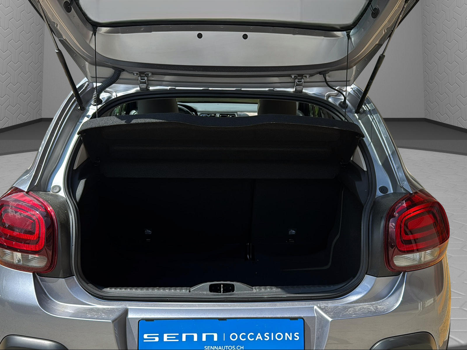 CITROEN C3 1.2i PureTech Swiss Edition-image-9