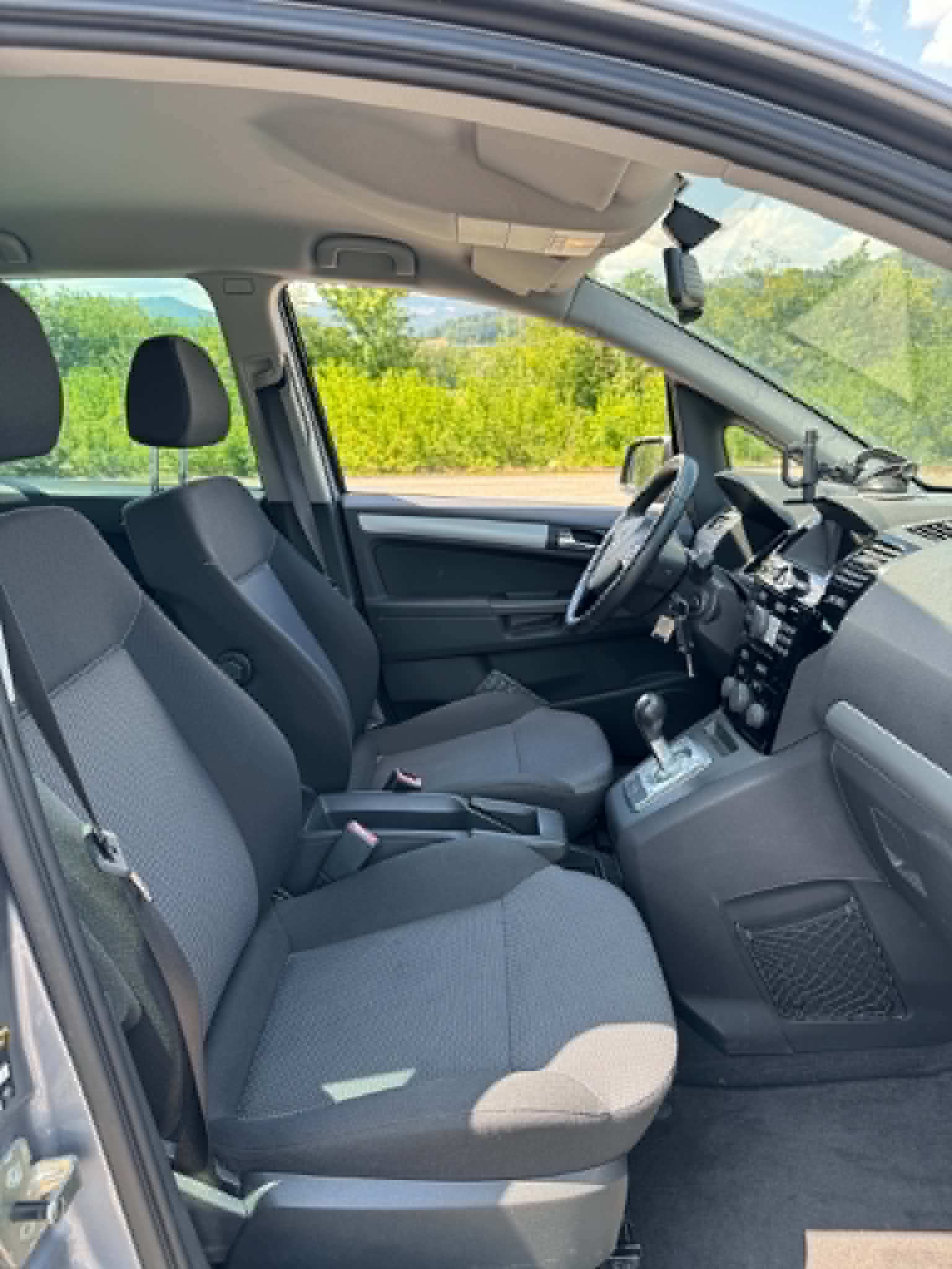 OPEL Zafira 1.8i 16V Anniversary Edition Easytronic-image-11