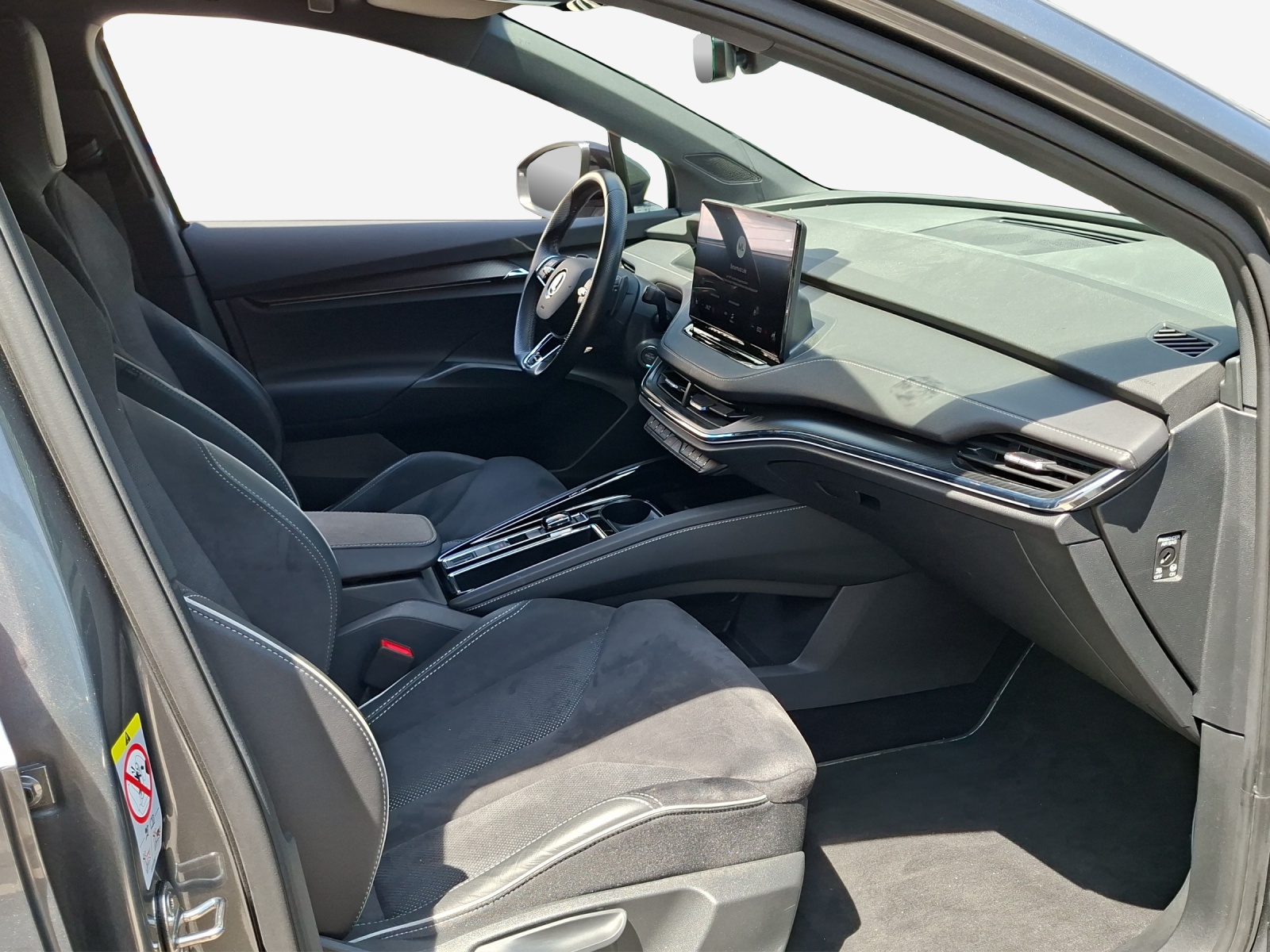 SKODA Enyaq iV 60-image-12