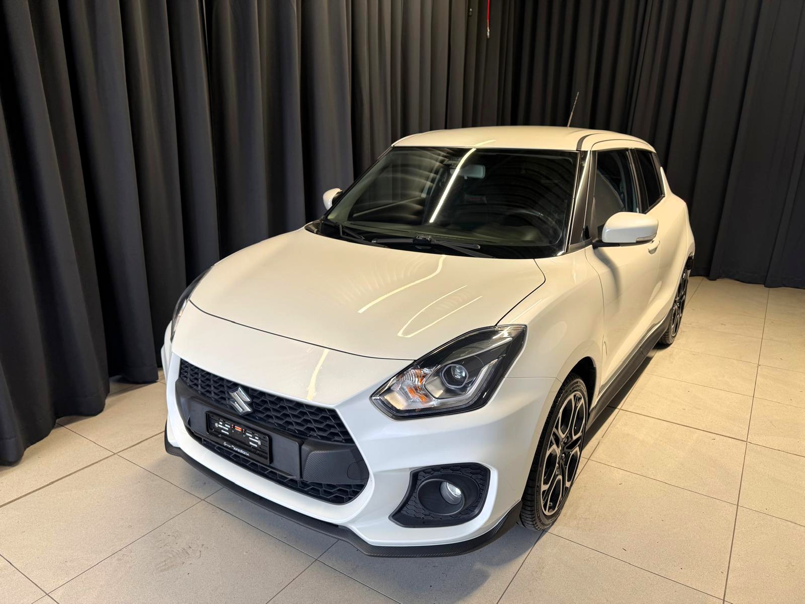 SUZUKI Swift Sport 1.4i 16V Compact Top Hybrid