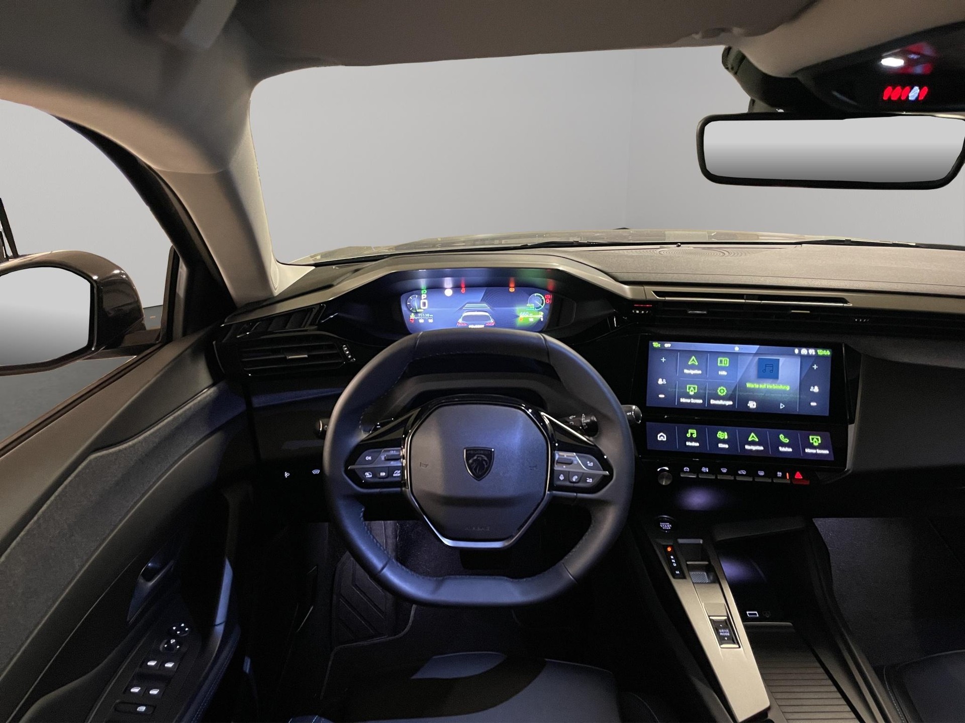 PEUGEOT 308 1.2 Hybrid Allure-image-9
