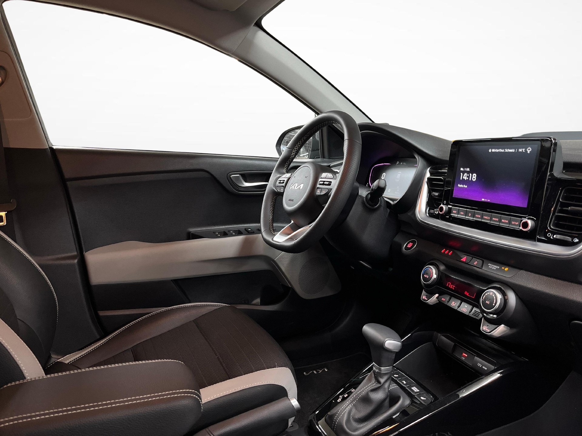 KIA Stonic 1.0 T-GDi Power Edition-image-9