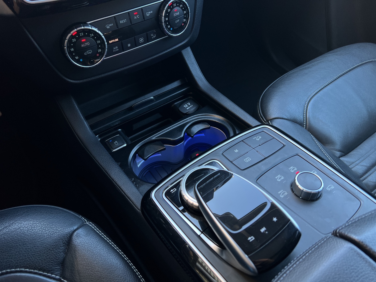 MERCEDES-BENZ GLE 250 d 4Matic-image-10