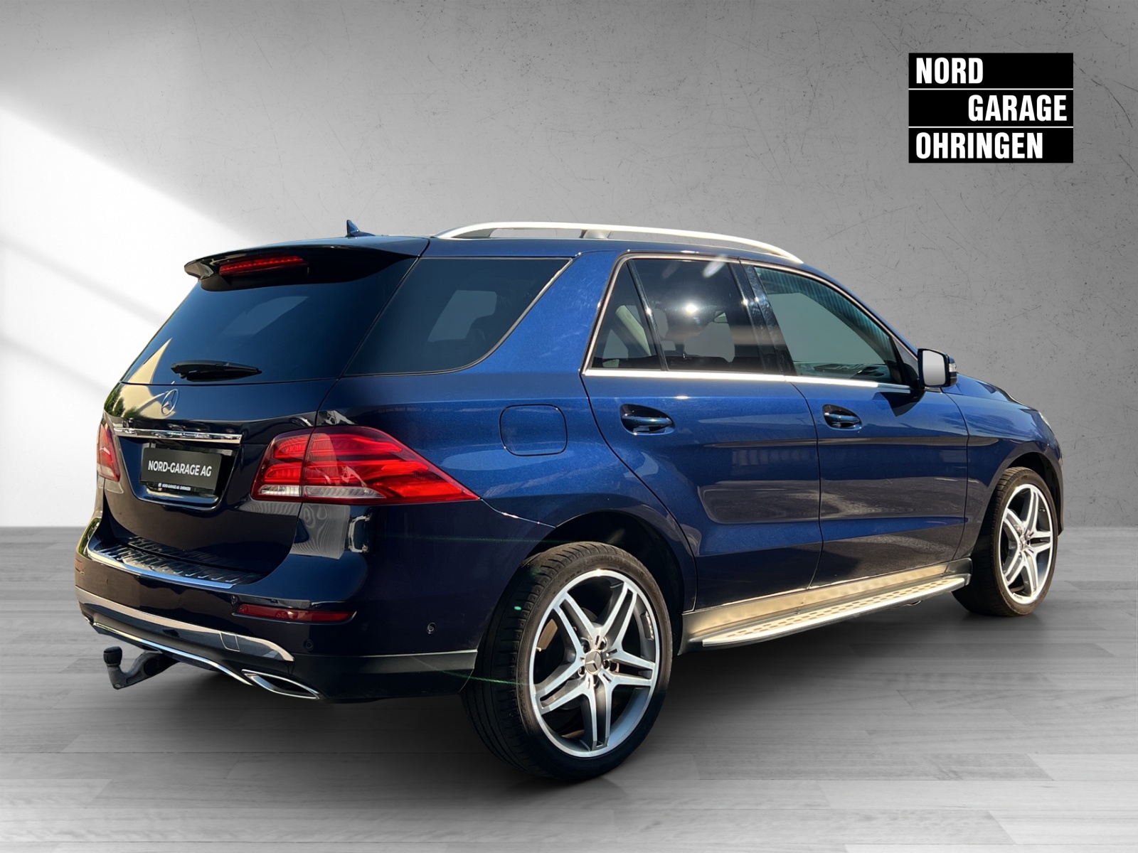MERCEDES-BENZ GLE 250 d 4Matic-image-4