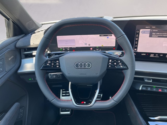 AUDI Q3 Sportback e-hybrid 200 kW S tronig-image-12