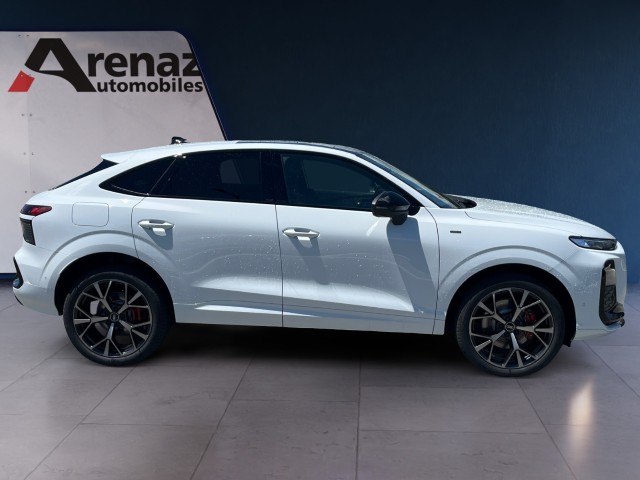AUDI Q3 Sportback e-hybrid 200 kW S tronig-image-5
