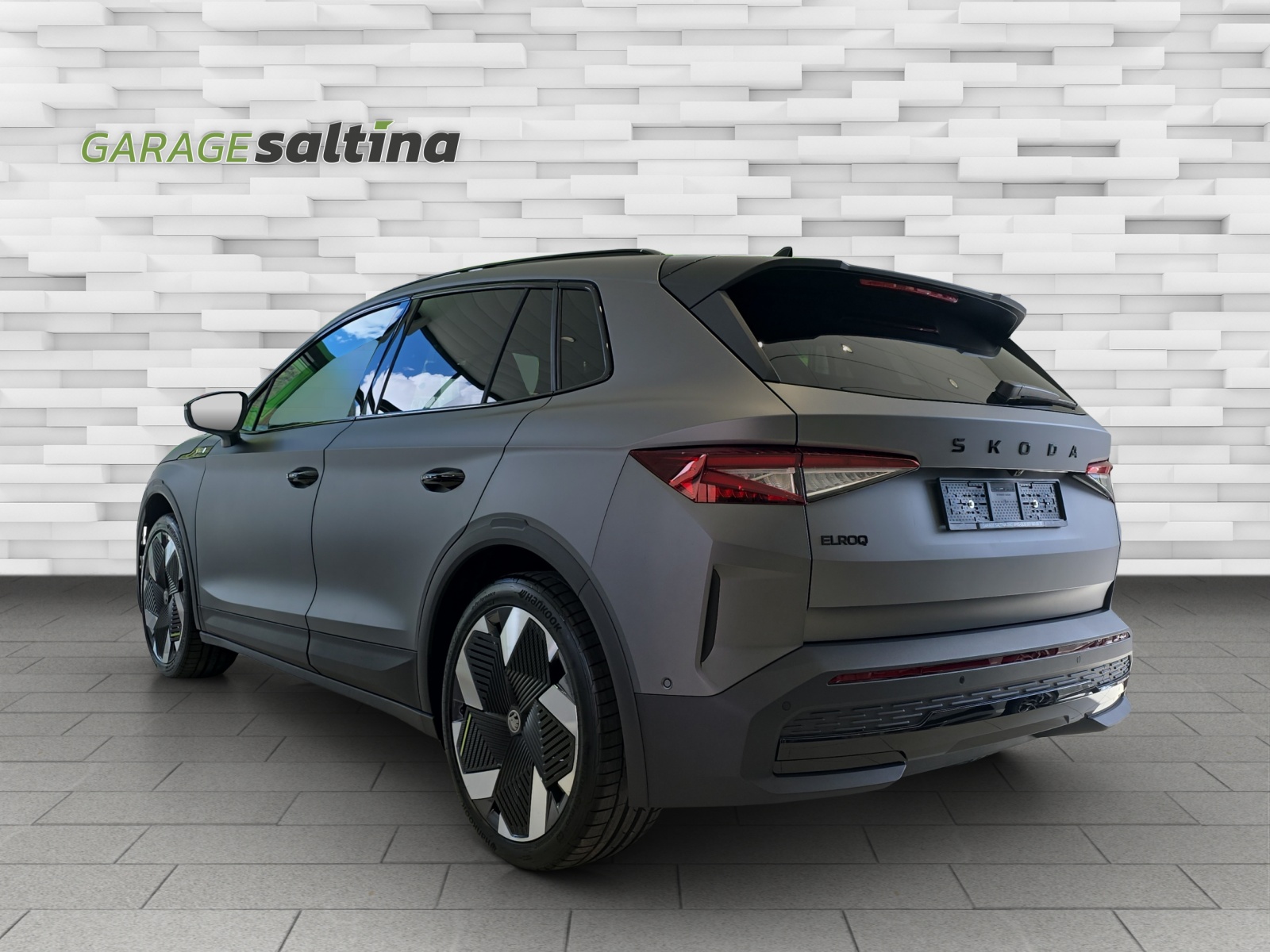 SKODA Elroq RS 4x4-image-1