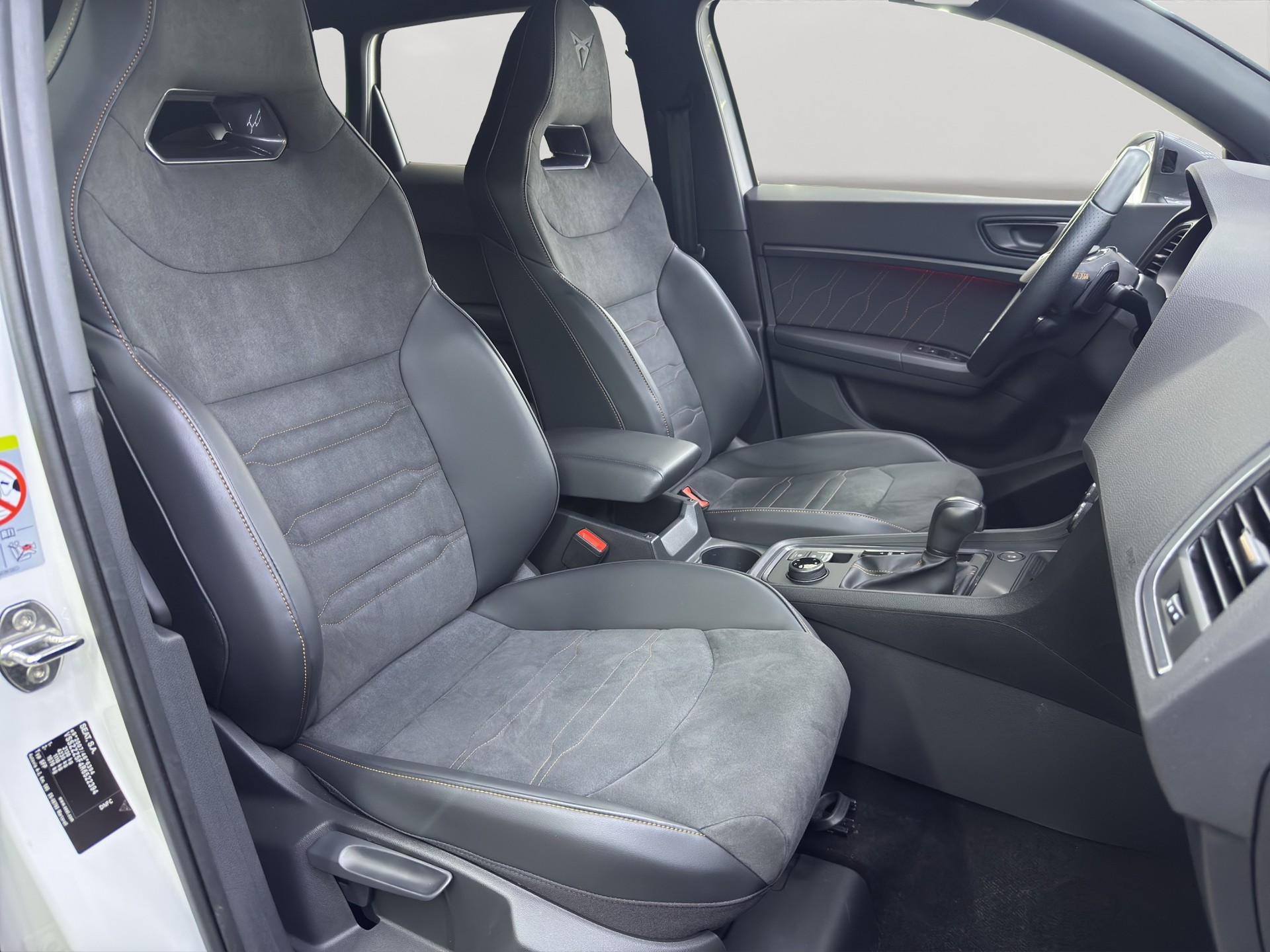 CUPRA Ateca 2.0TSI VZ 4Drive DSG-image-13