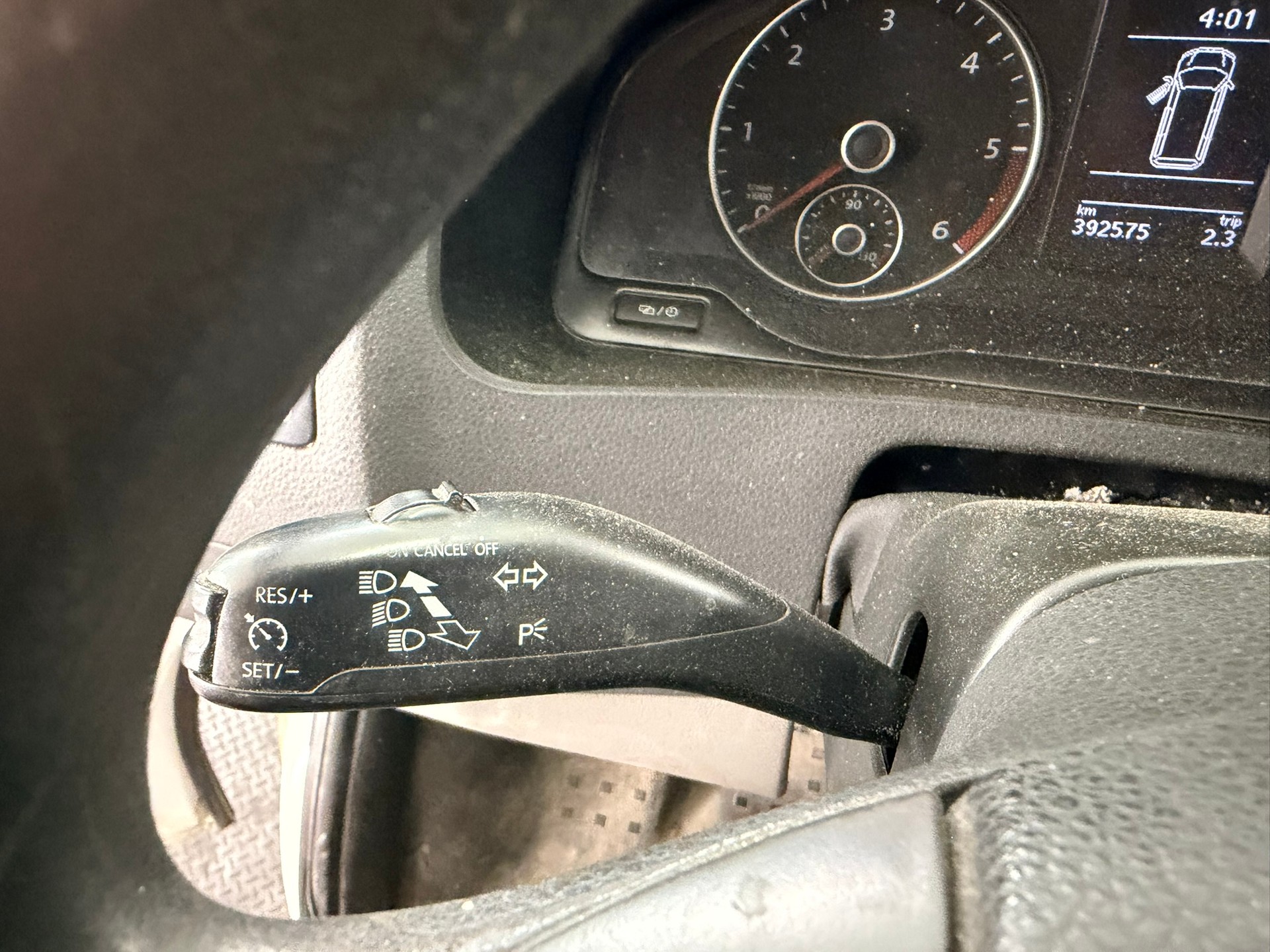 VW T5 2.0 TDI-image-12
