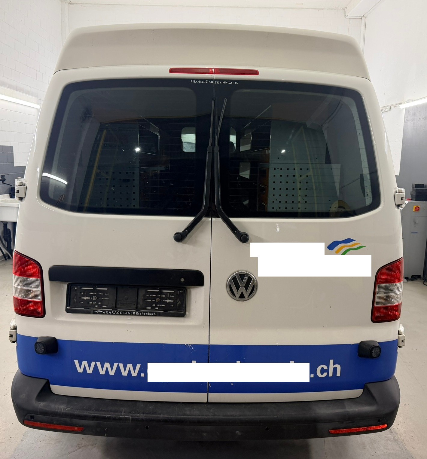 VW T5 2.0 TDI-image-4