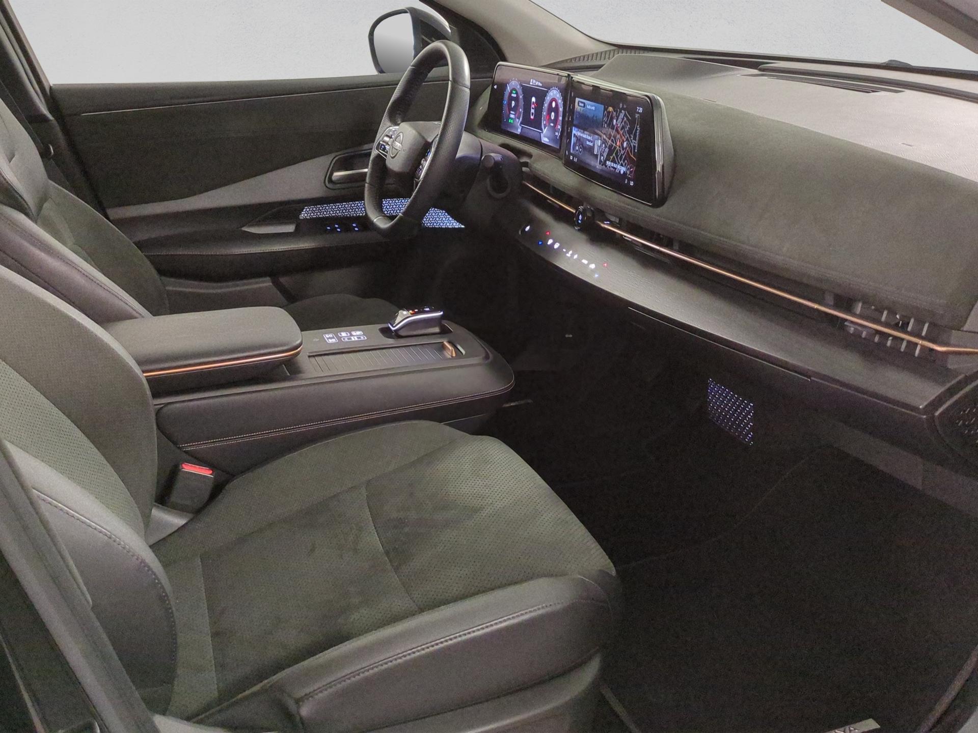 NISSAN Ariya 87 kWh e-4orce Evolve Allrad-image-16