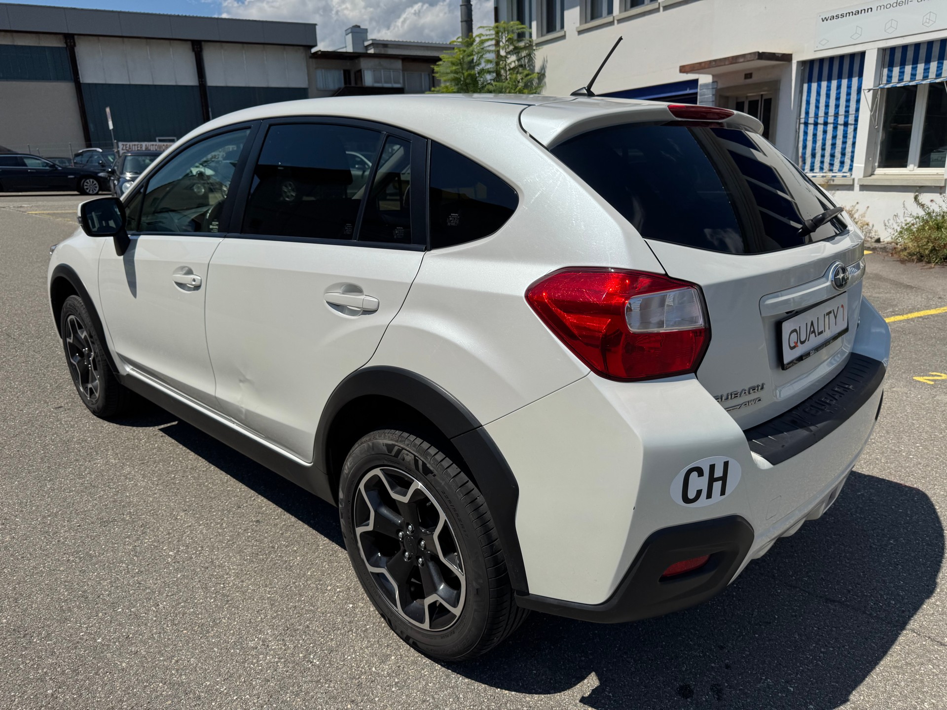 SUBARU XV 2.0 Swiss Two AWD CVT-image-6