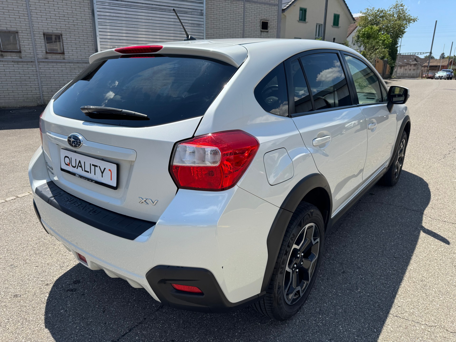 SUBARU XV 2.0 Swiss Two AWD CVT-image-4