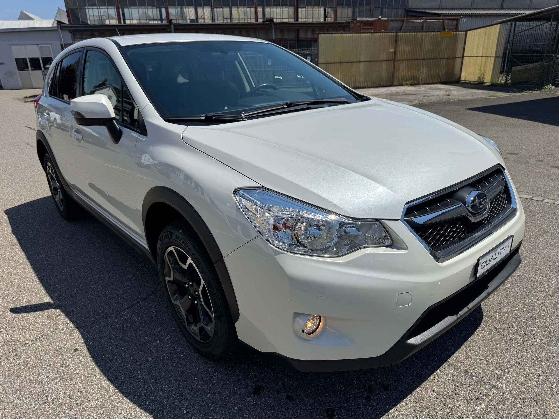 SUBARU XV 2.0 Swiss Two AWD CVT-image-2