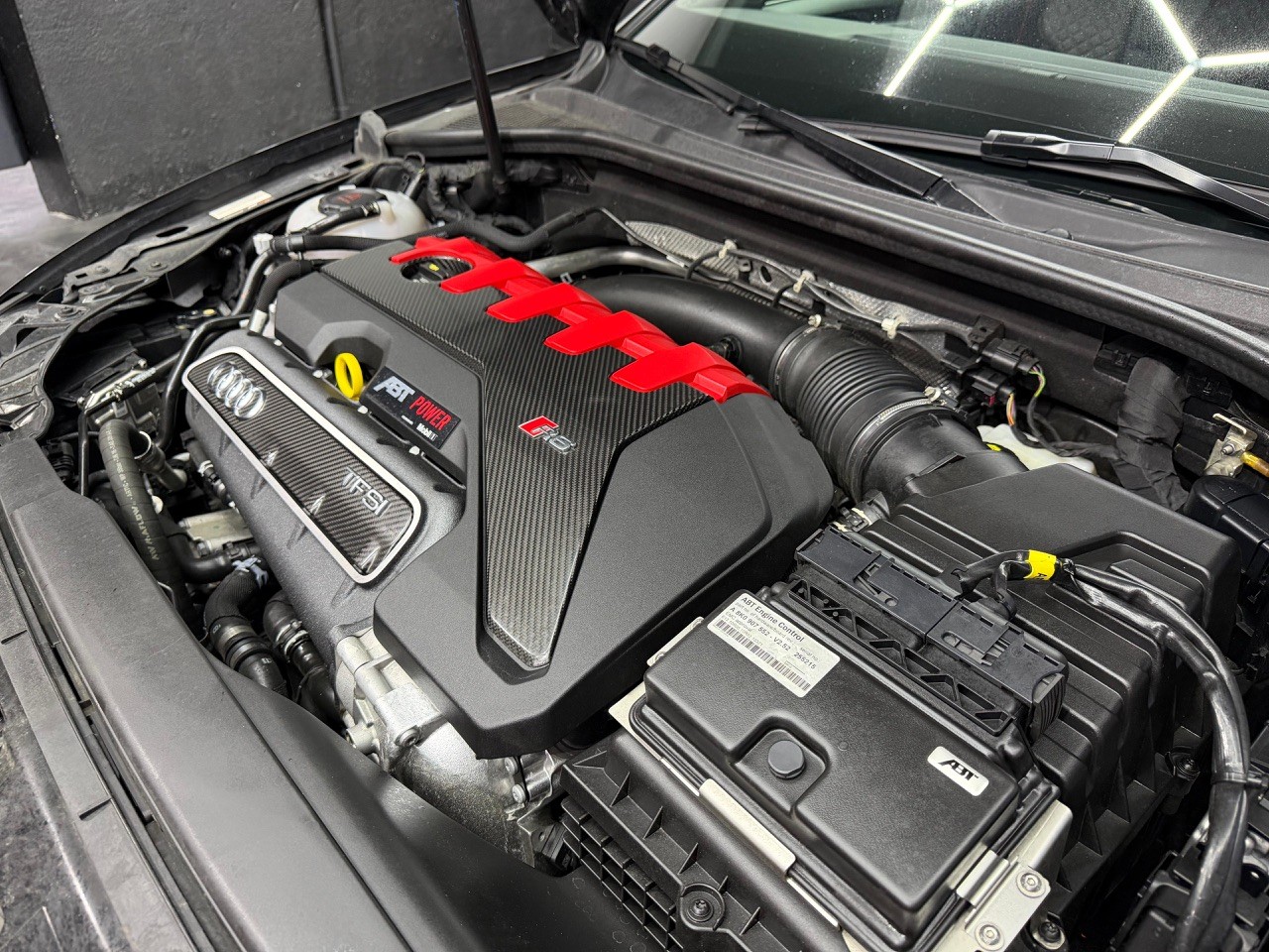 AUDI RS3 Sportback 2.5 TSI quattro ABT | Panoramadach | H&R | Carbon Motorabdeckung | Bang & Olufsen | ACC | OHNE OPF!-image-6