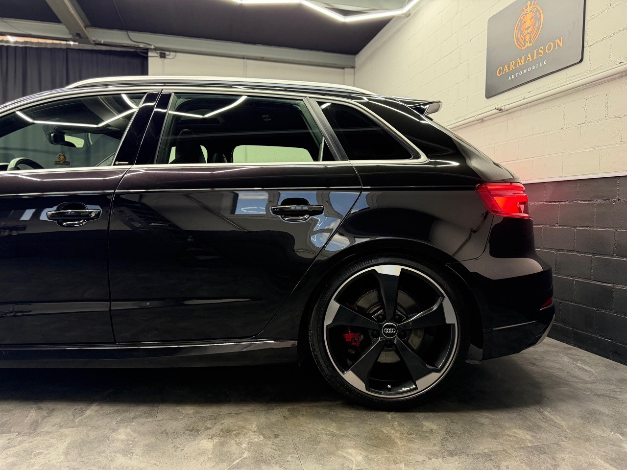 AUDI RS3 Sportback 2.5 TSI quattro ABT | Panoramadach | H&R | Carbon Motorabdeckung | Bang & Olufsen | ACC | OHNE OPF!-showroom-element-3