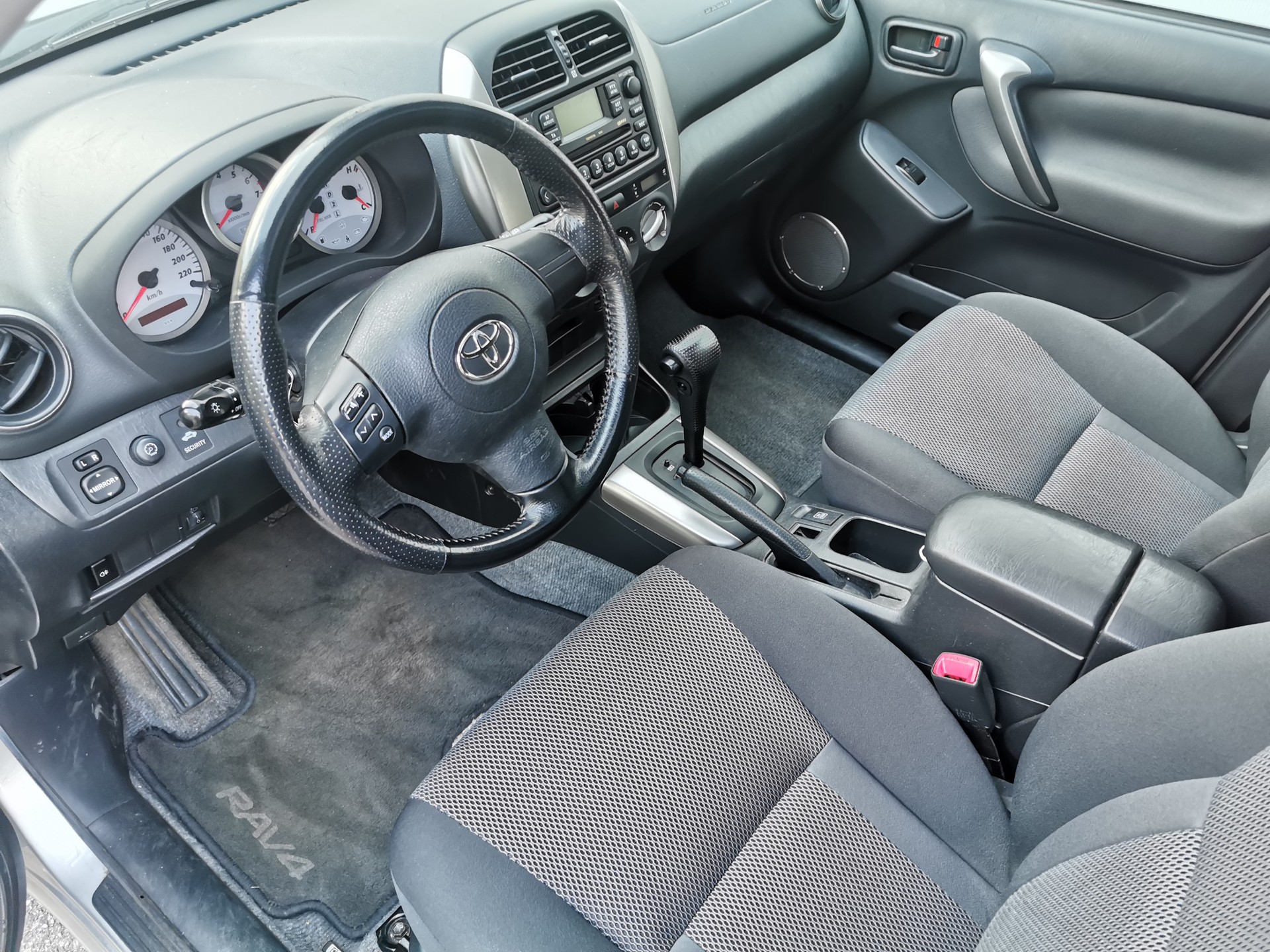TOYOTA RAV-4 2.0 16V Linea Sol-image-5
