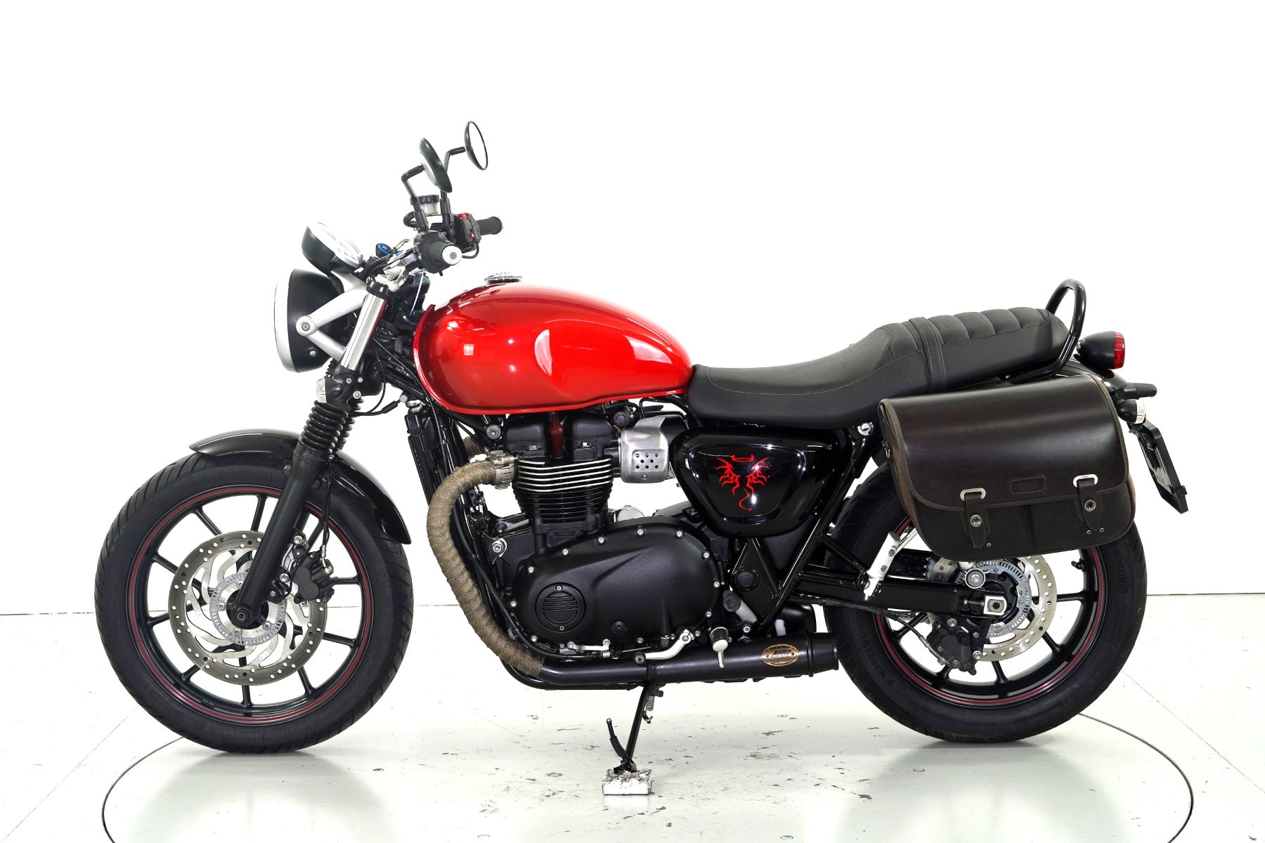 TRIUMPH Street Twin 900i ABS-image-4