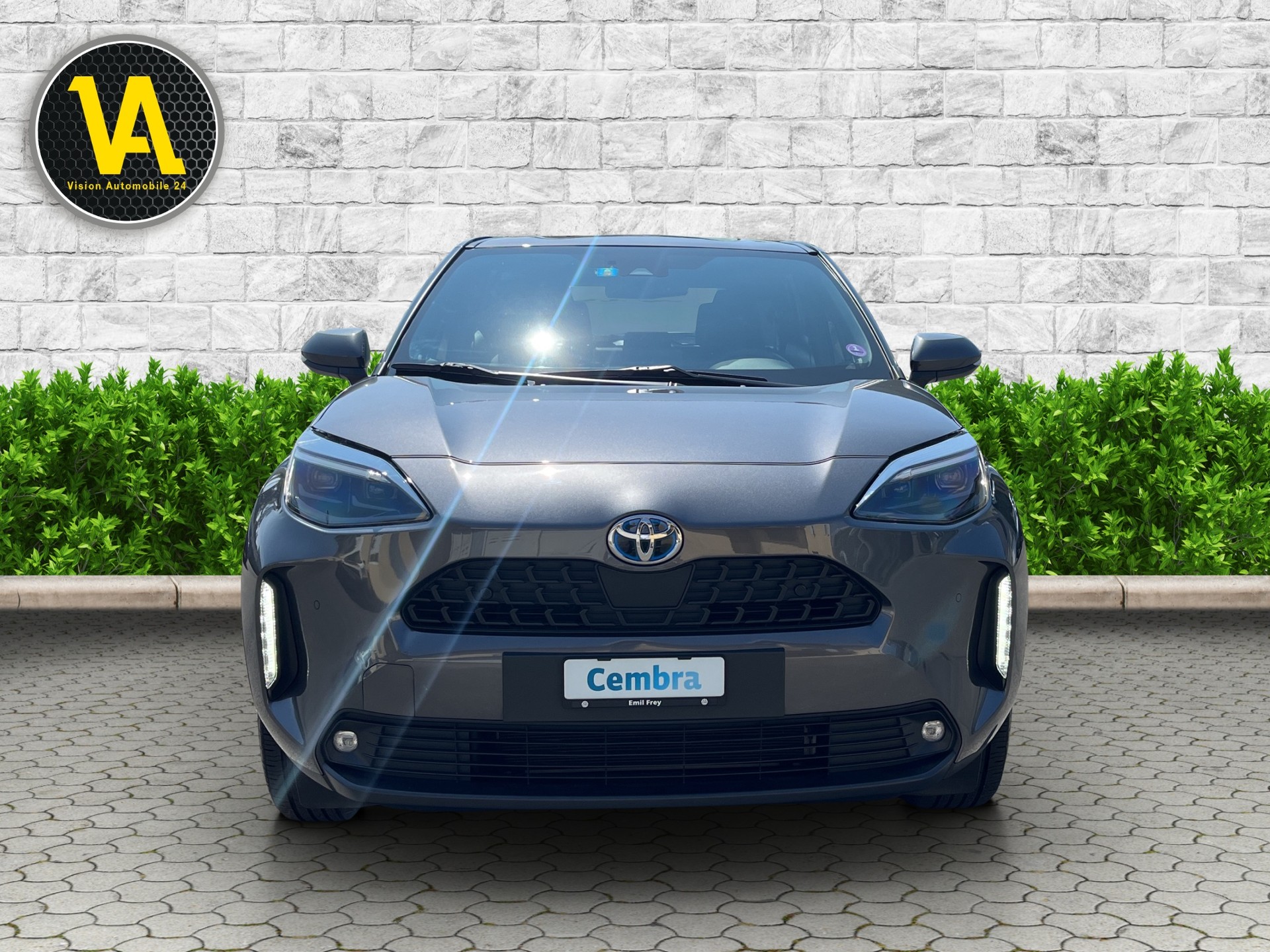 TOYOTA Yaris Cross 1.5 Trend e-CVT AWDi-image-2