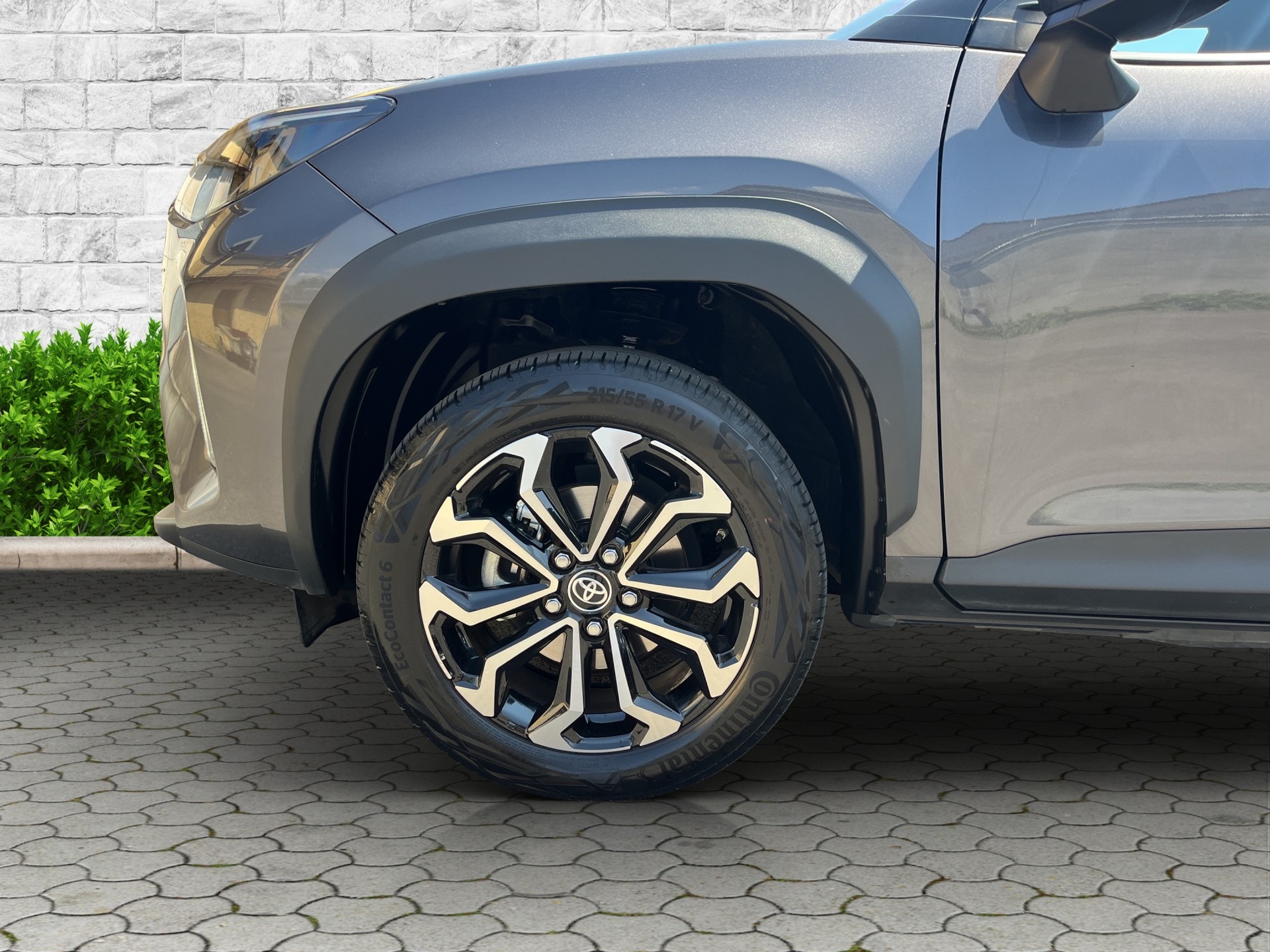 TOYOTA Yaris Cross 1.5 Trend e-CVT AWDi-image-8