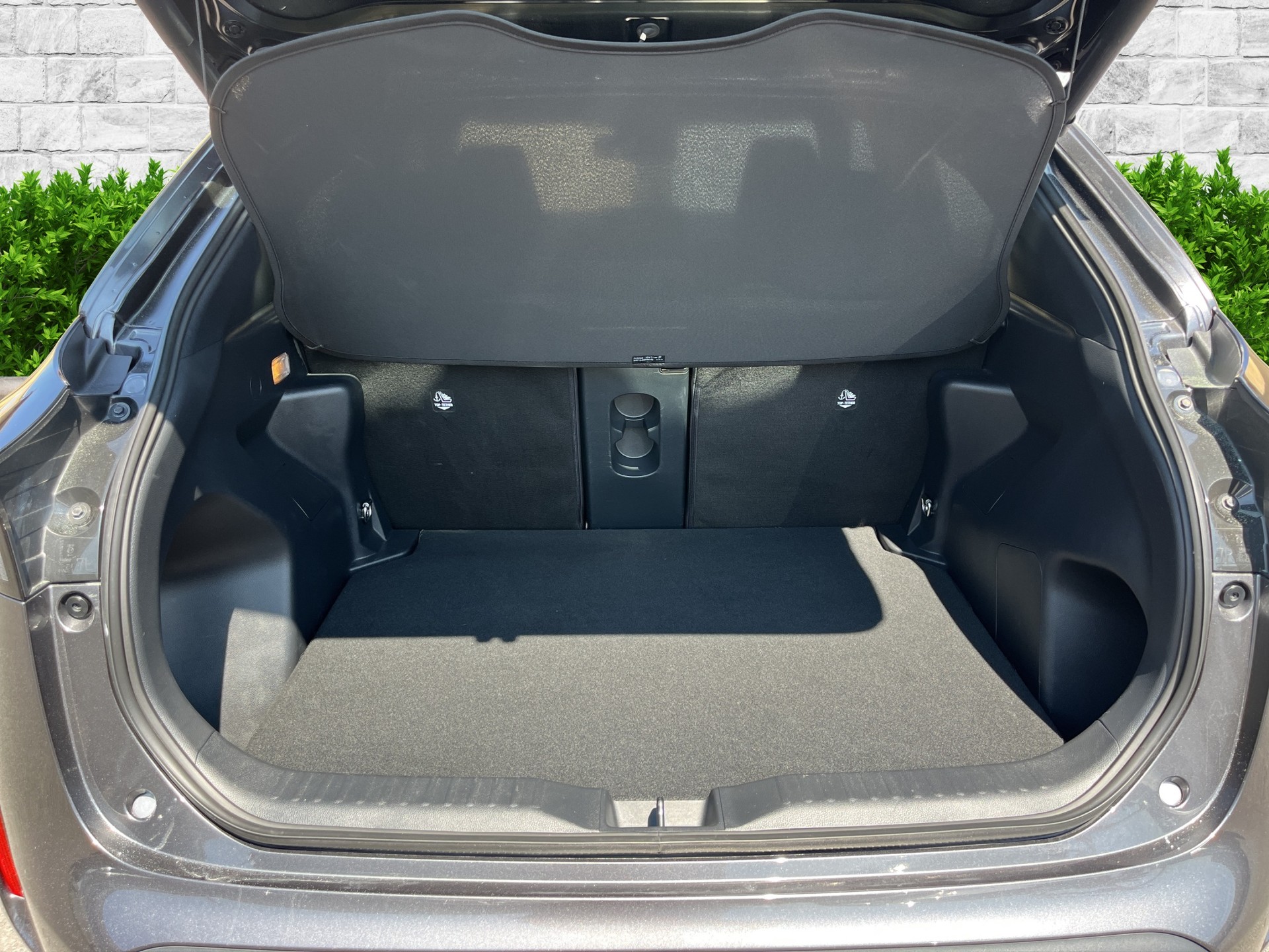 TOYOTA Yaris Cross 1.5 Trend e-CVT AWDi-image-16