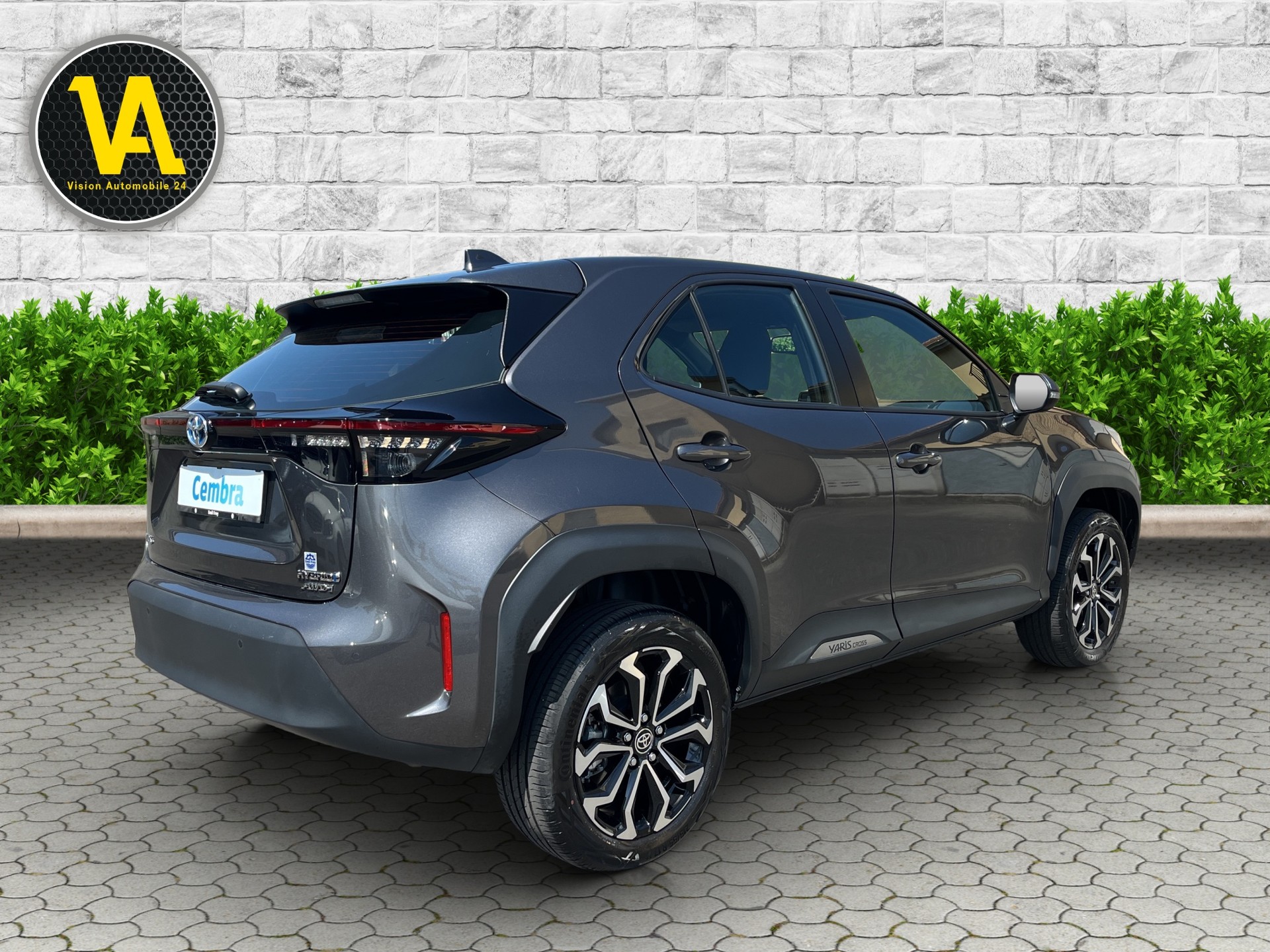 TOYOTA Yaris Cross 1.5 Trend e-CVT AWDi-image-5