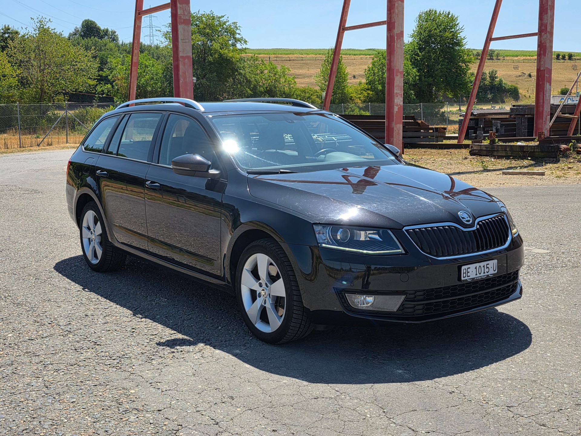 SKODA Octavia Combi 1.8 TSI Elegance 4x4 DSG-image-4
