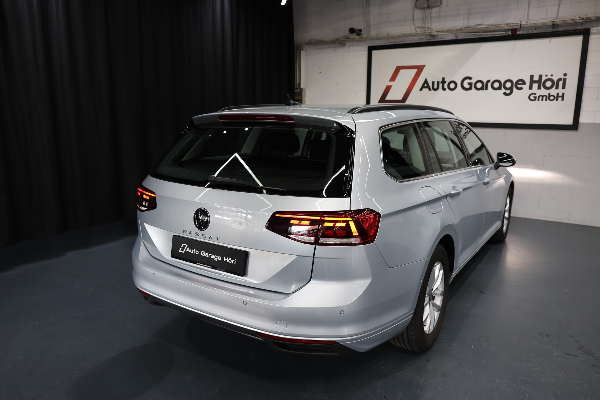 VW Passat 2.0 TDI BMT Business DSG-image-16