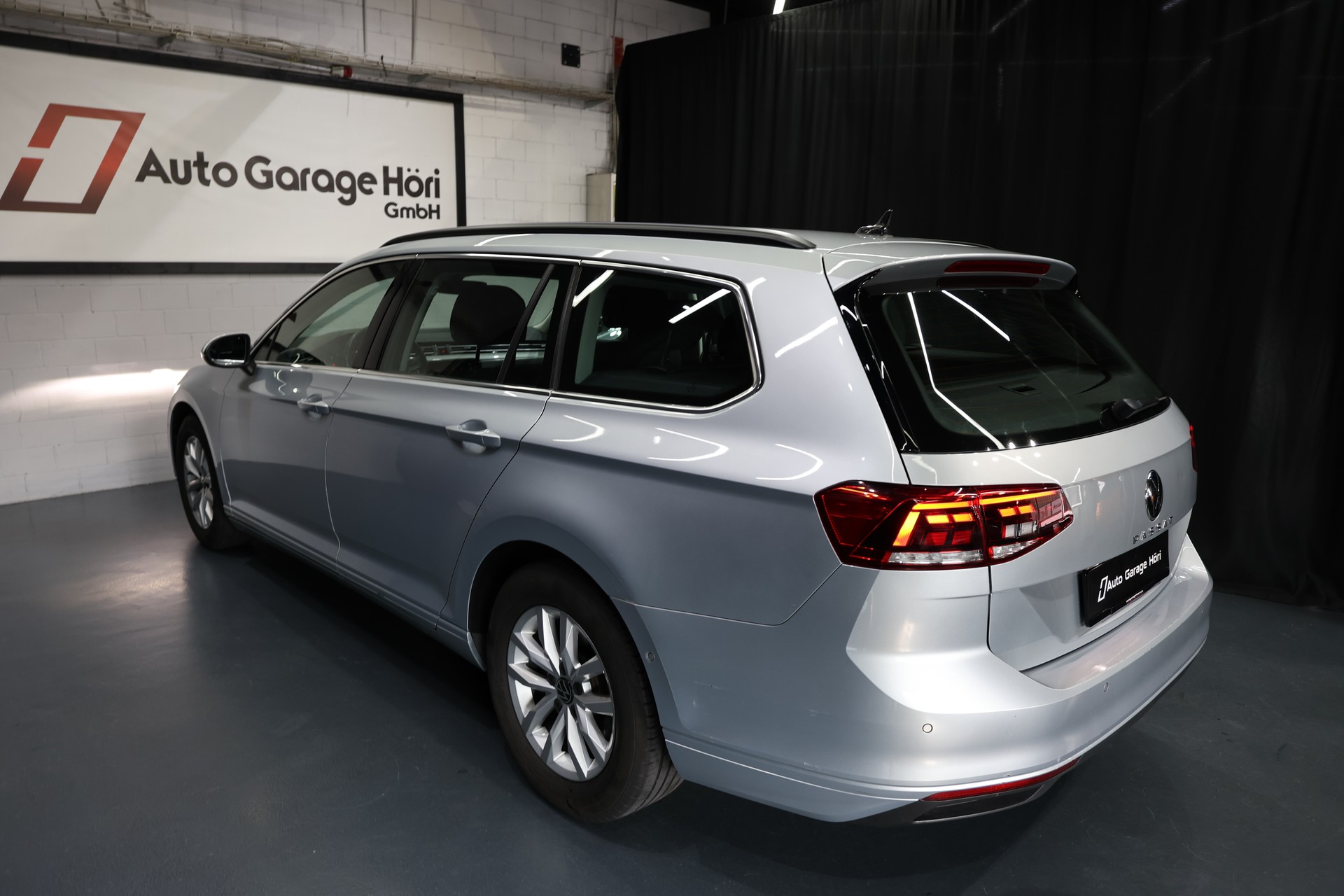 VW Passat 2.0 TDI BMT Business DSG-image-1