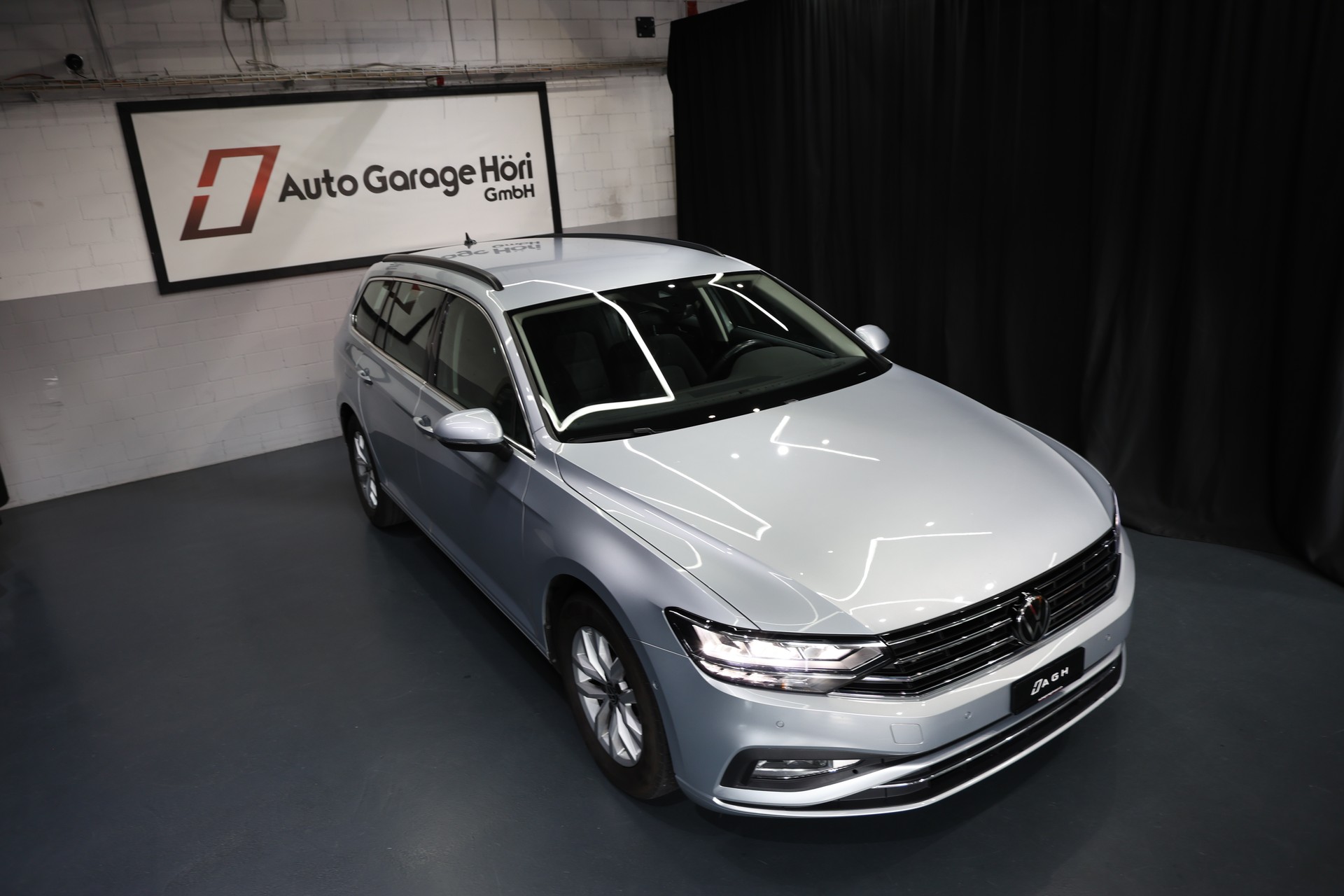 VW Passat 2.0 TDI BMT Business DSG-image-15