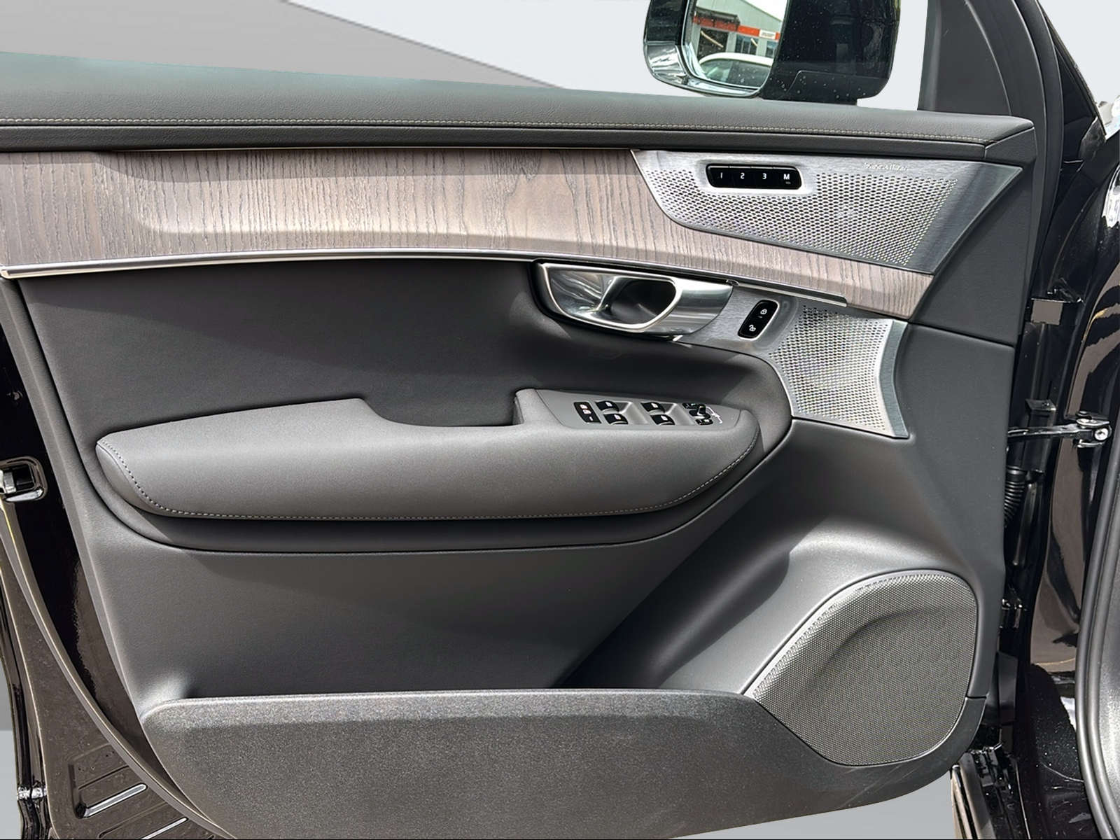 VOLVO XC90 T8 AWD PluginHybrid Ultra Dark Geartronic-image-17