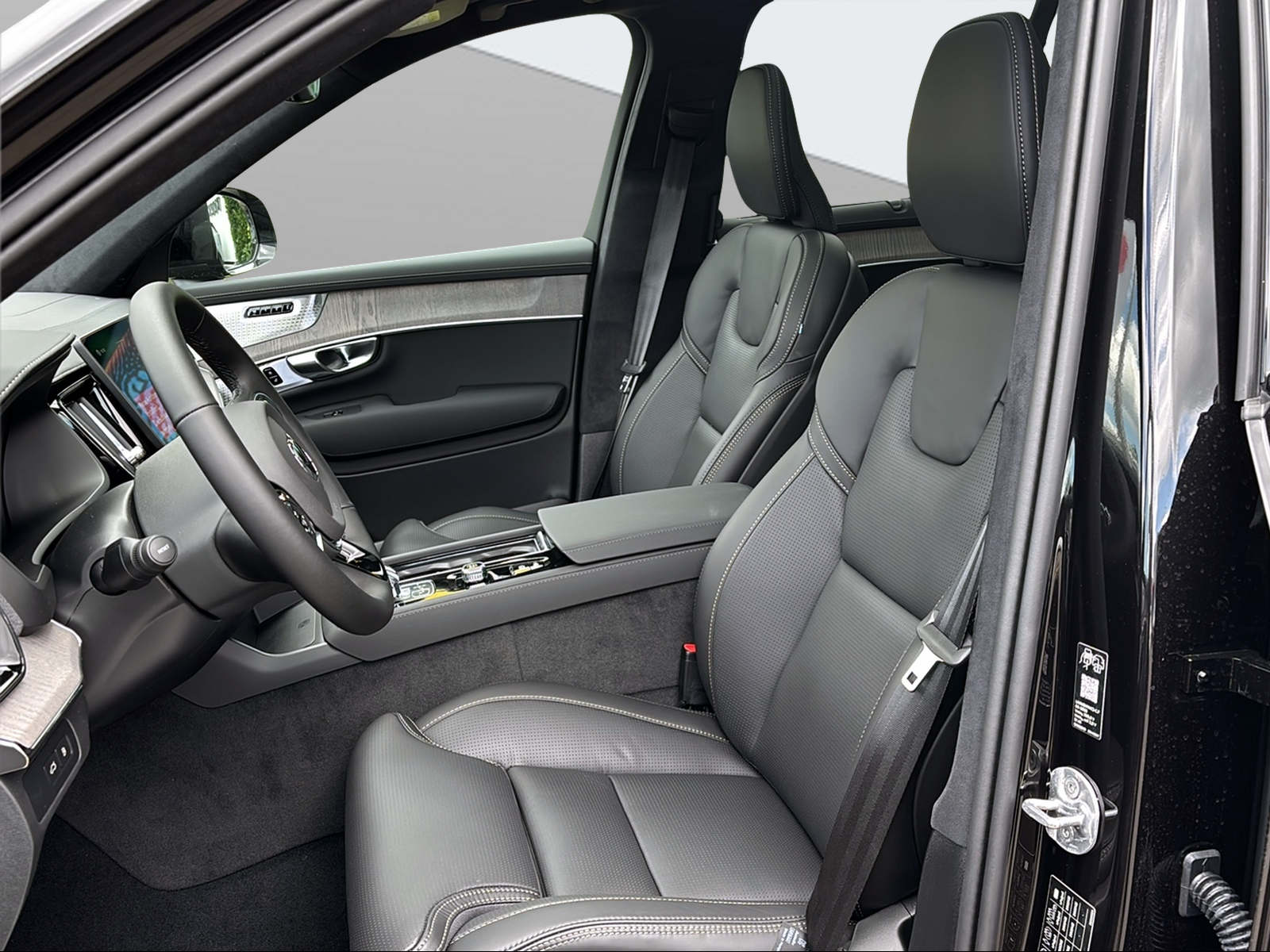 VOLVO XC90 T8 AWD PluginHybrid Ultra Dark Geartronic-image-8