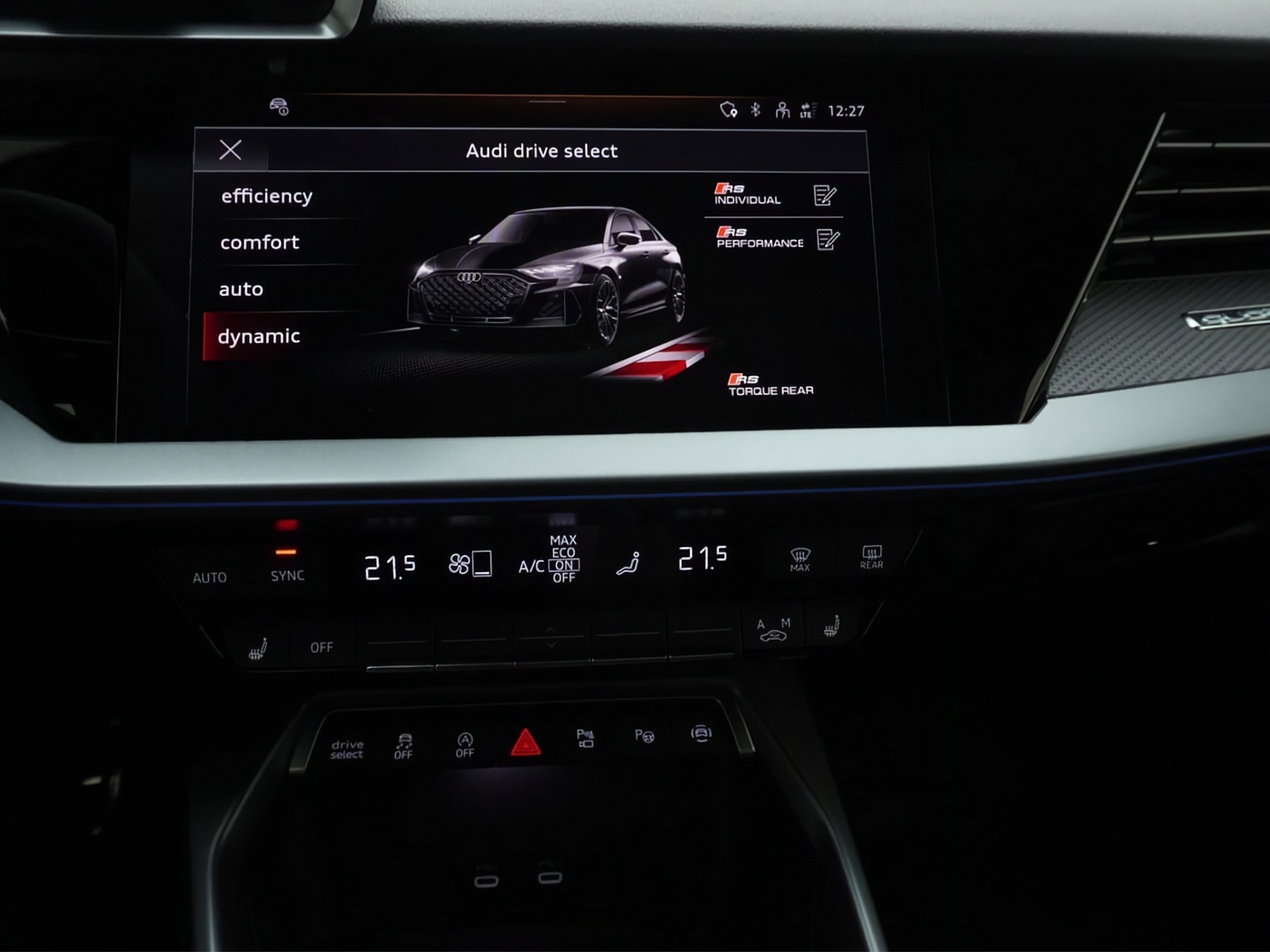 AUDI RS3 Limousine 2.5 TFSI quattro S-Tronic-image-10