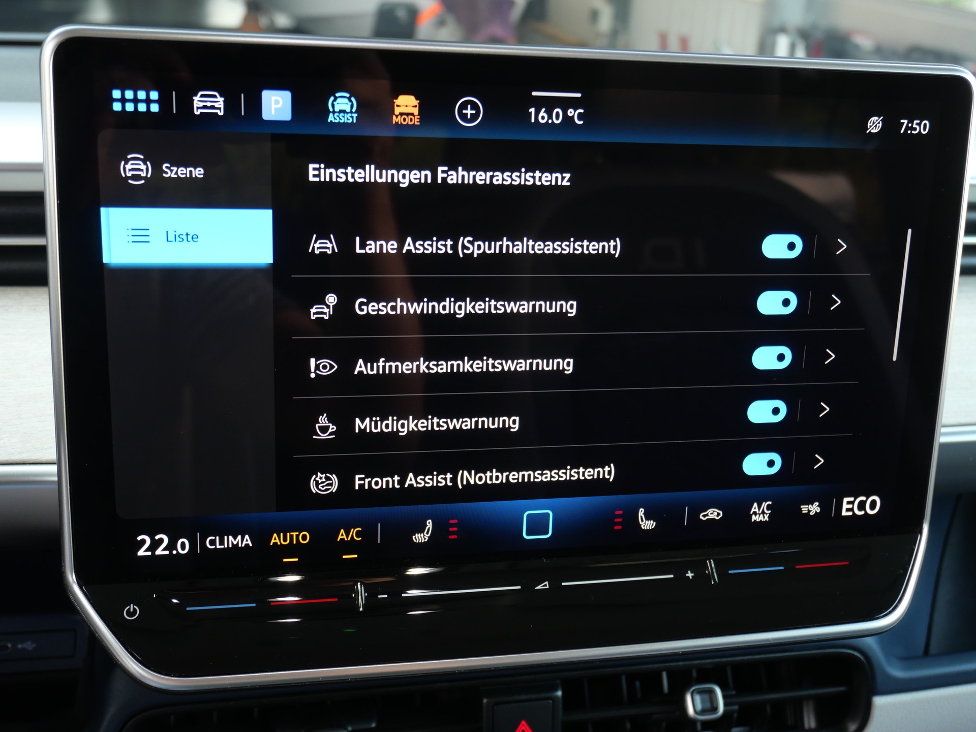 VW ID.Buzz NWB Pro *CH-Auto, Matrix-Scheinwerfer, 8 Reifen*-image-19