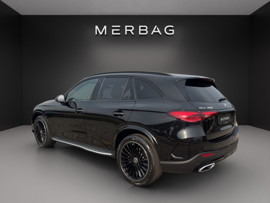 MERCEDES-BENZ GLC 300 4Matic 9G-Tronic-image-3