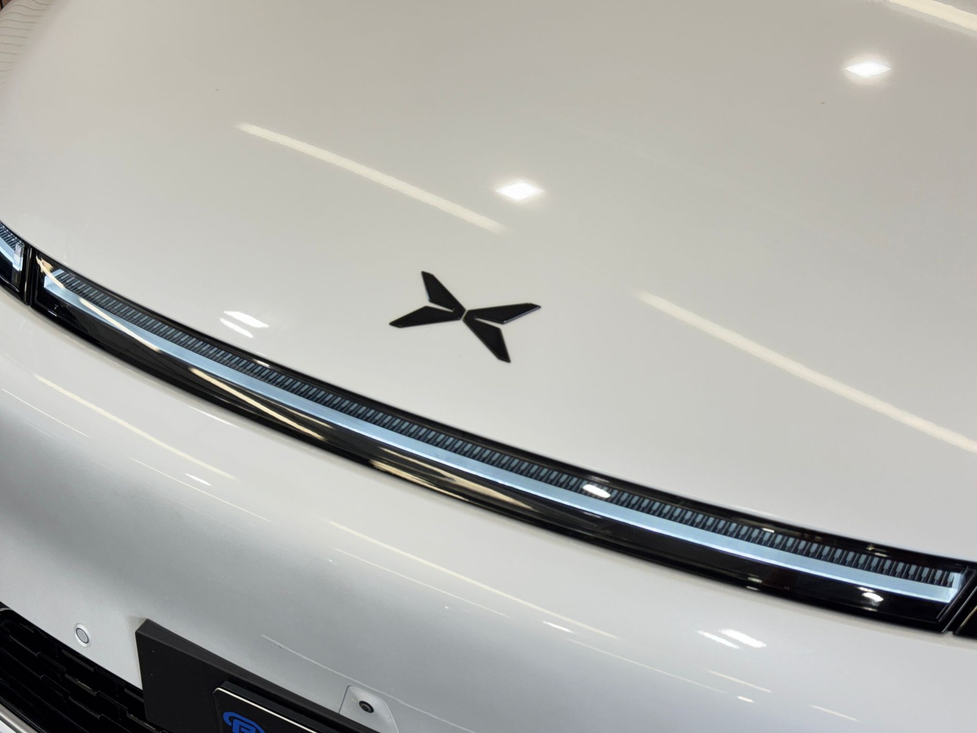 XPENG G9 93kWh Performance AWD-image-2