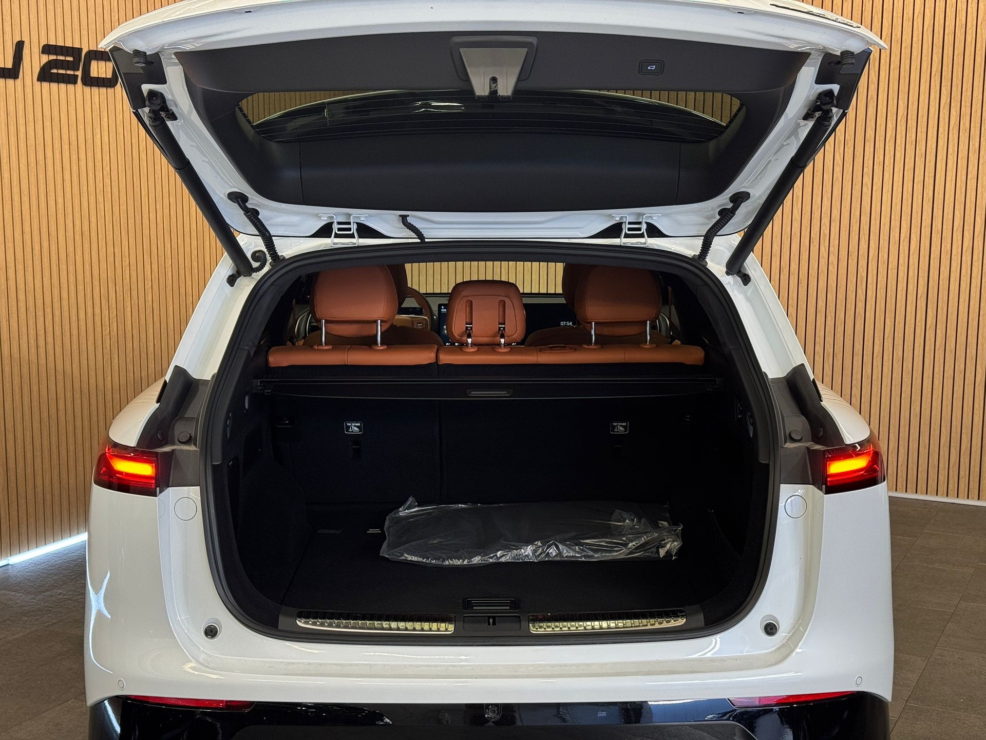 XPENG G9 93kWh Performance AWD-image-8