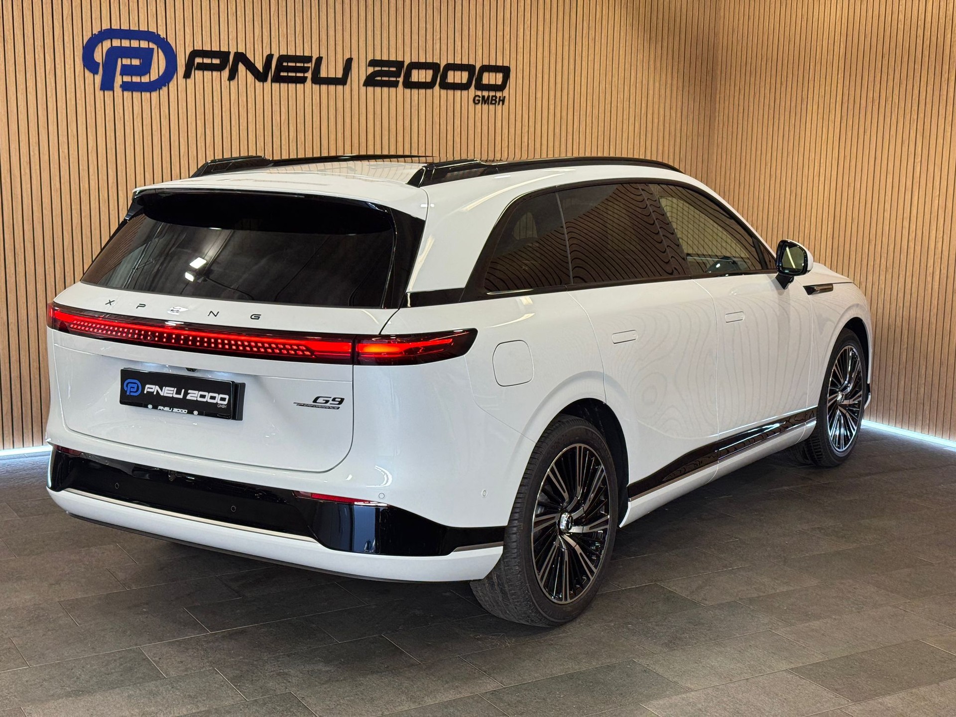 XPENG G9 93kWh Performance AWD-image-5